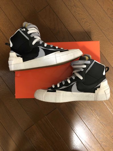 sacai × NIKE BLAZER MID "BLACK/WOLF GREY/WHITE"