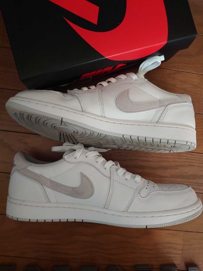 Nike Air Jordan 1 Low OG "Neutral Grey"