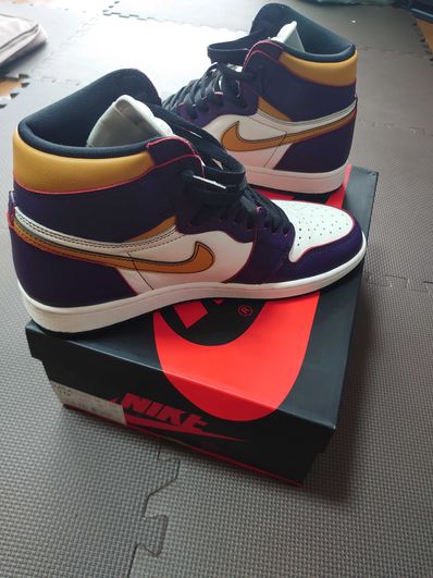 Nike SB × Air Jordan 1 Retro High "La To Chicago"