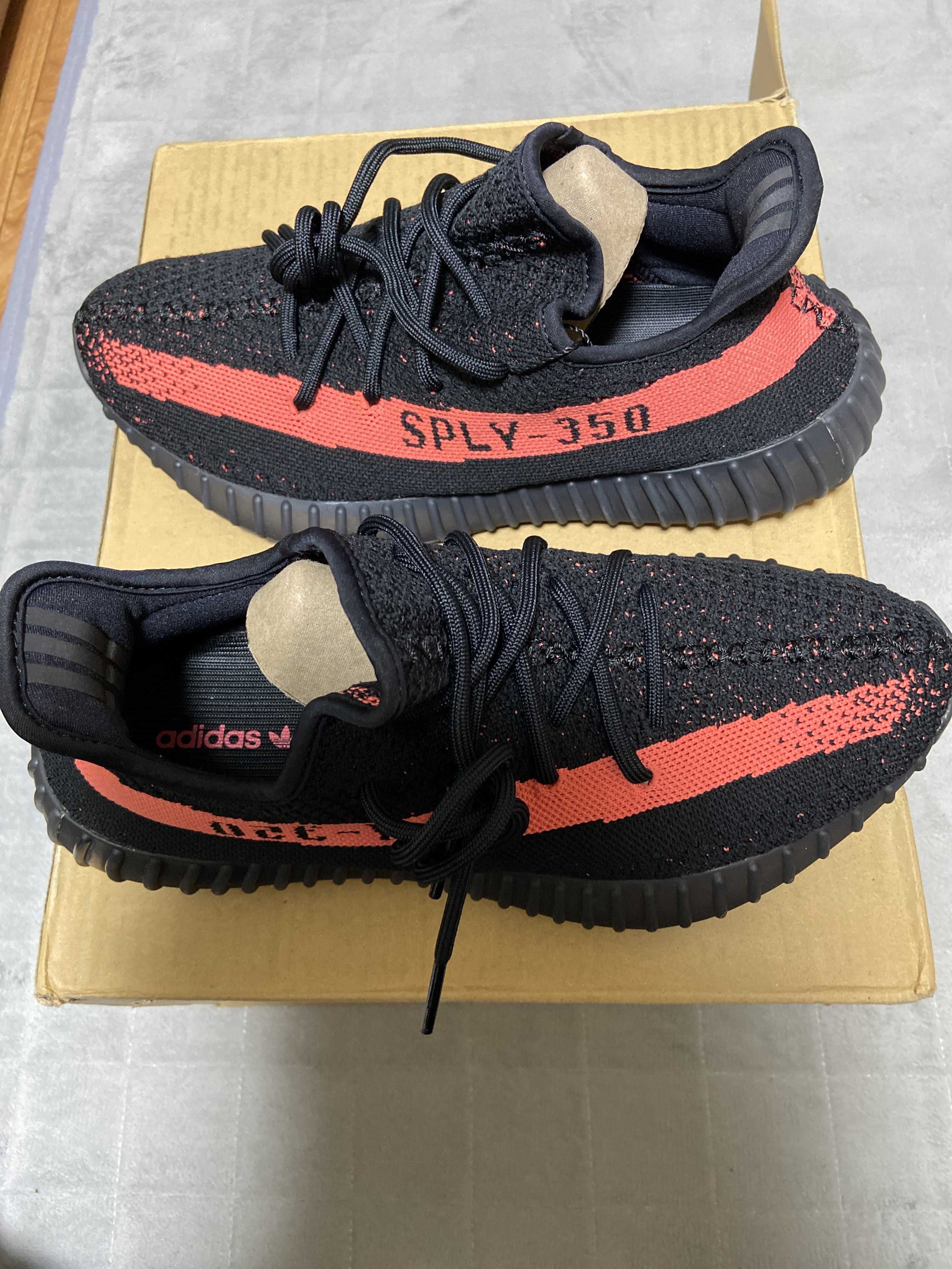adidas YEEZY Boost 350 V2 "Core Black/Red"