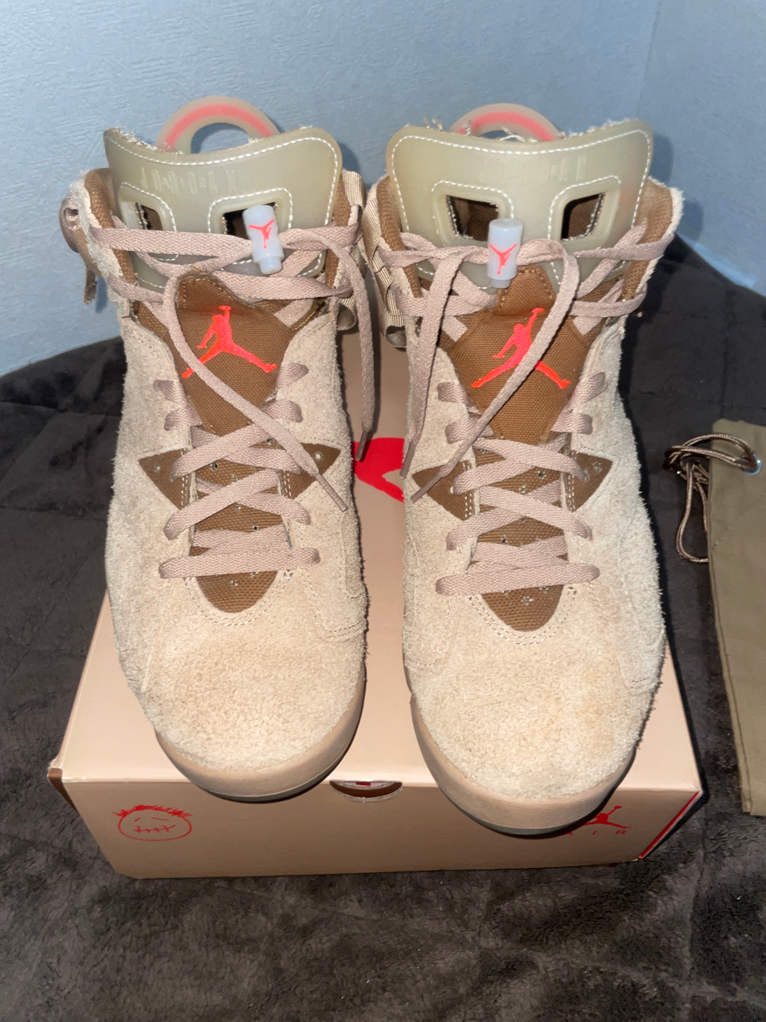 Travis Scott × Nike Air Jordan 6 "British Khaki"