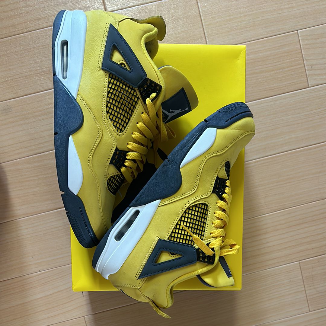 Nike Air Jordan 4 "Tour Yellow"