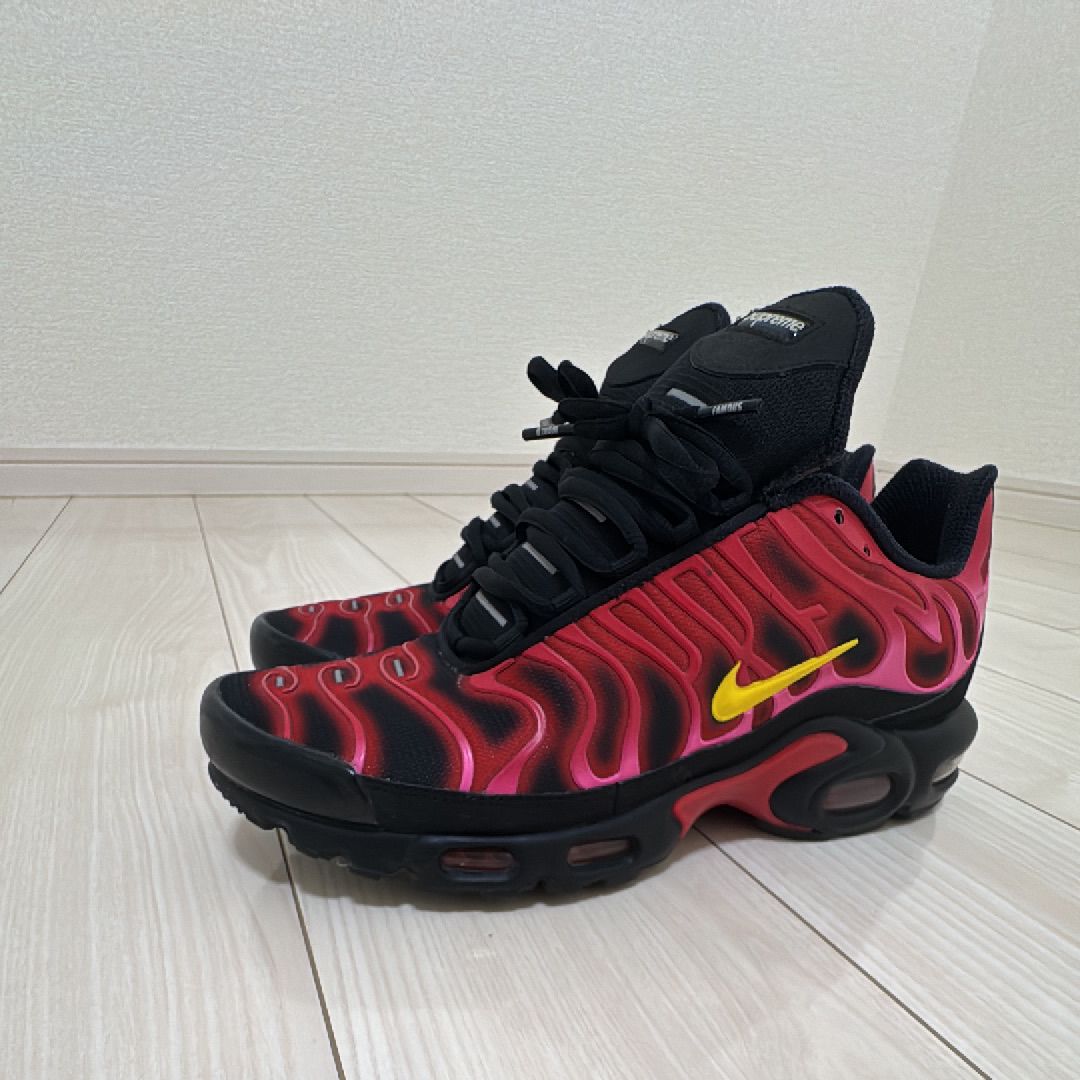 Supreme × Nike Air Max Plus "Hyper Grape"