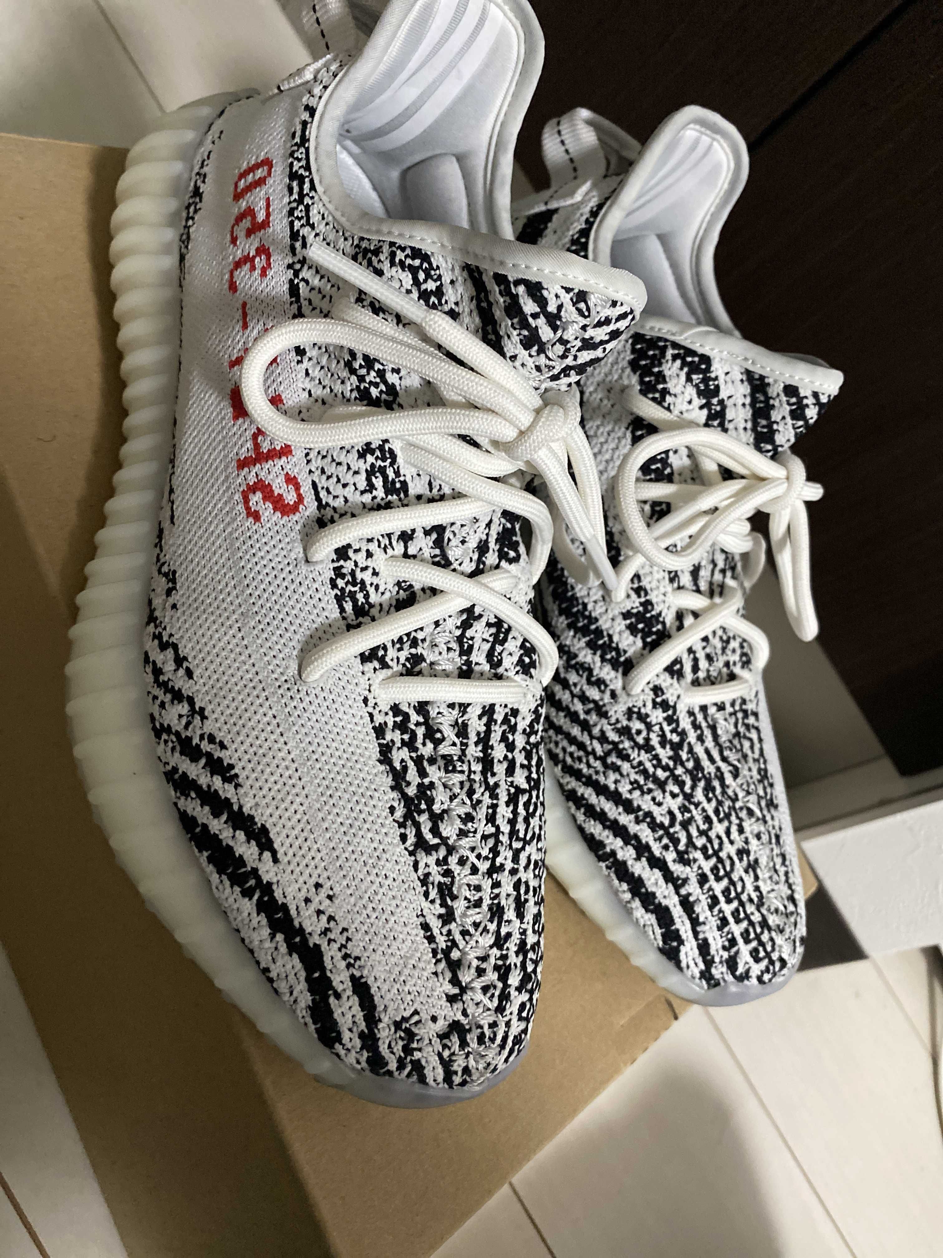 adidas YEEZY Boost 350 V2 "Zebra"