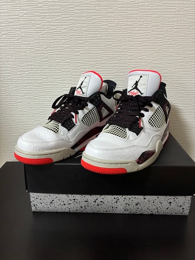 Nike Air Jordan 4 Retro "Flight Nostalgia"