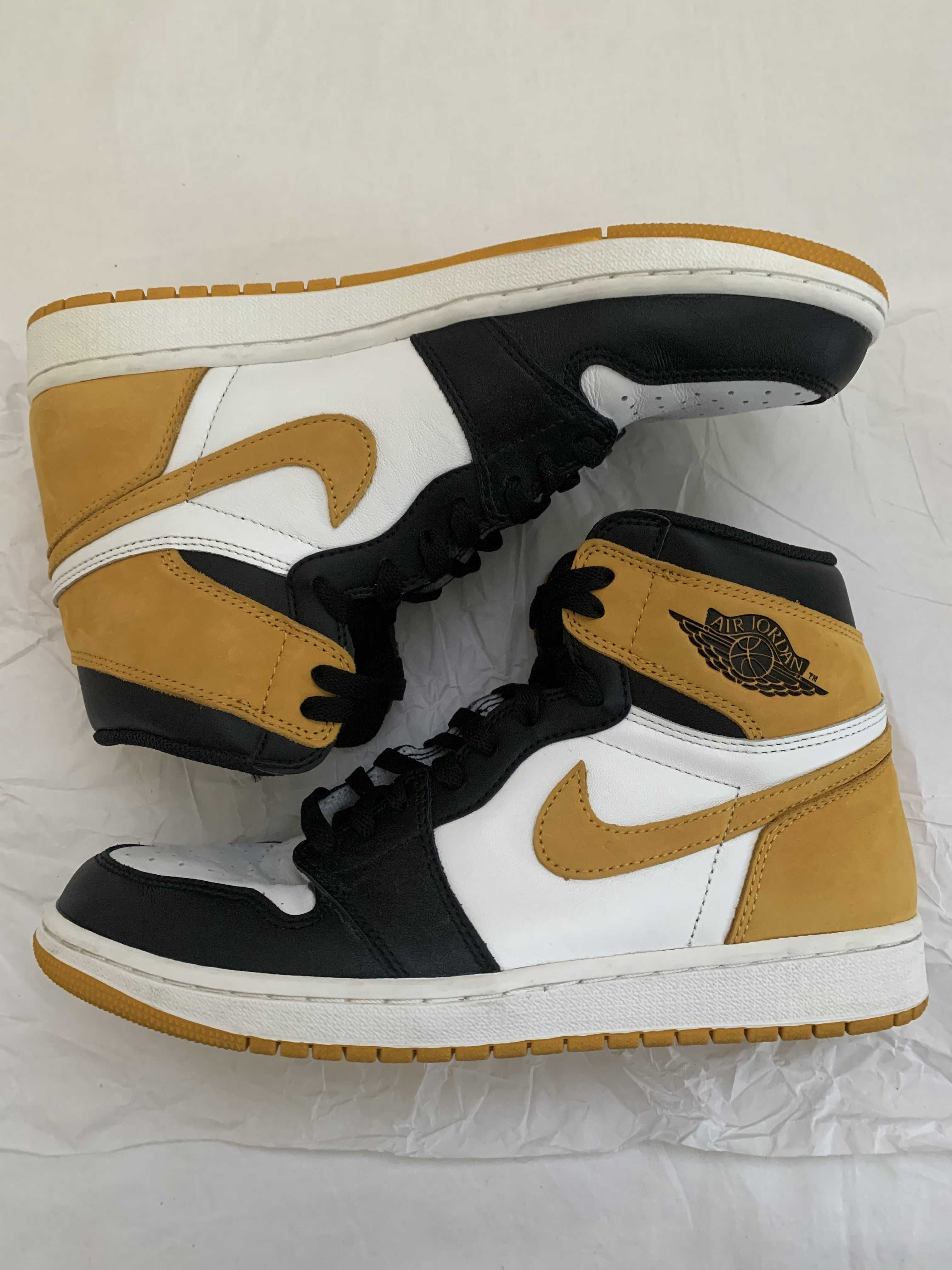 Nike Air Jordan 1 Retro High OG "Black Toe/Yellow Ochre"
