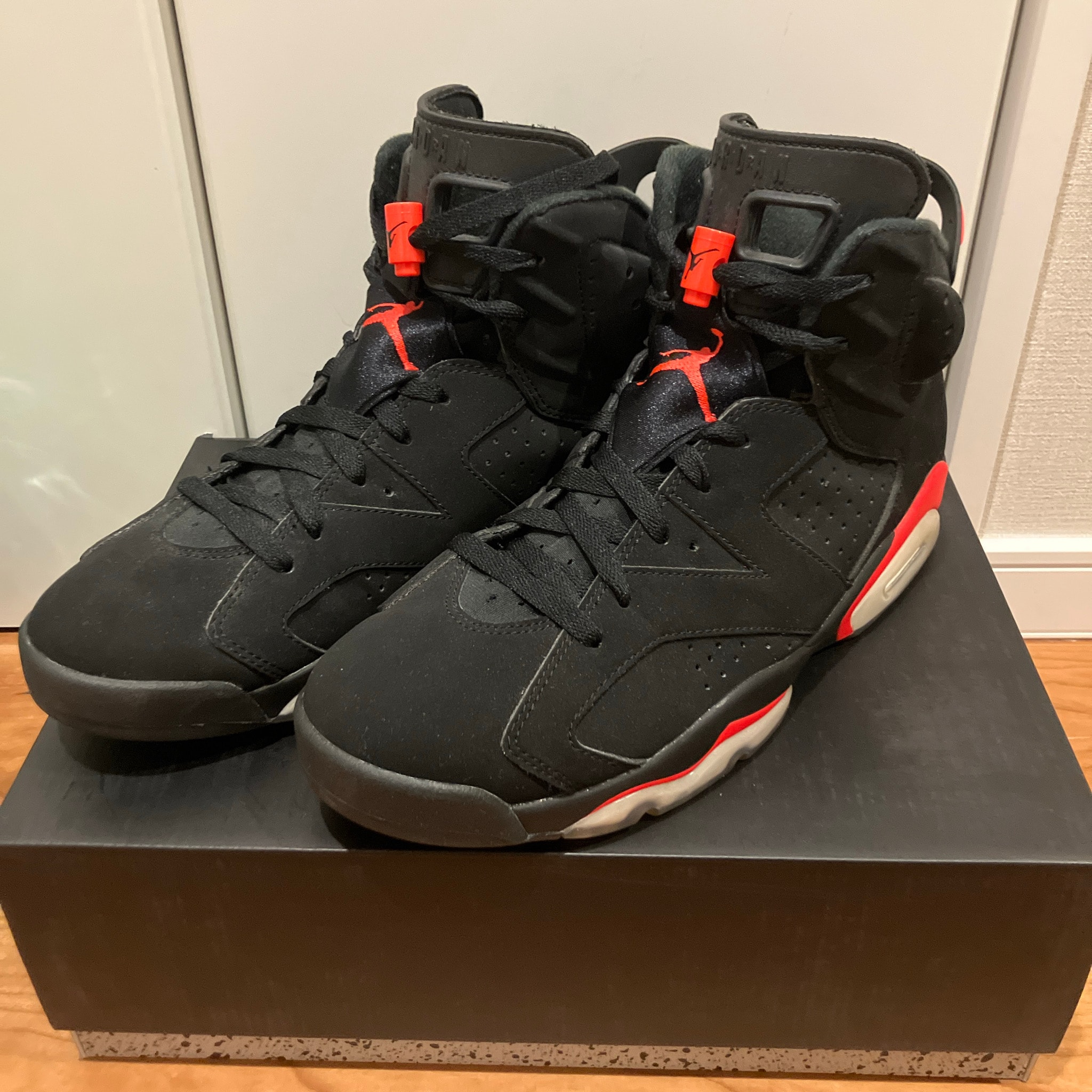 Nike Air Jordan 6 Retro OG "Black/Infrared"