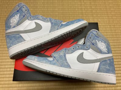 Nike Air Jordan 1 High OG "Hyper Royal"