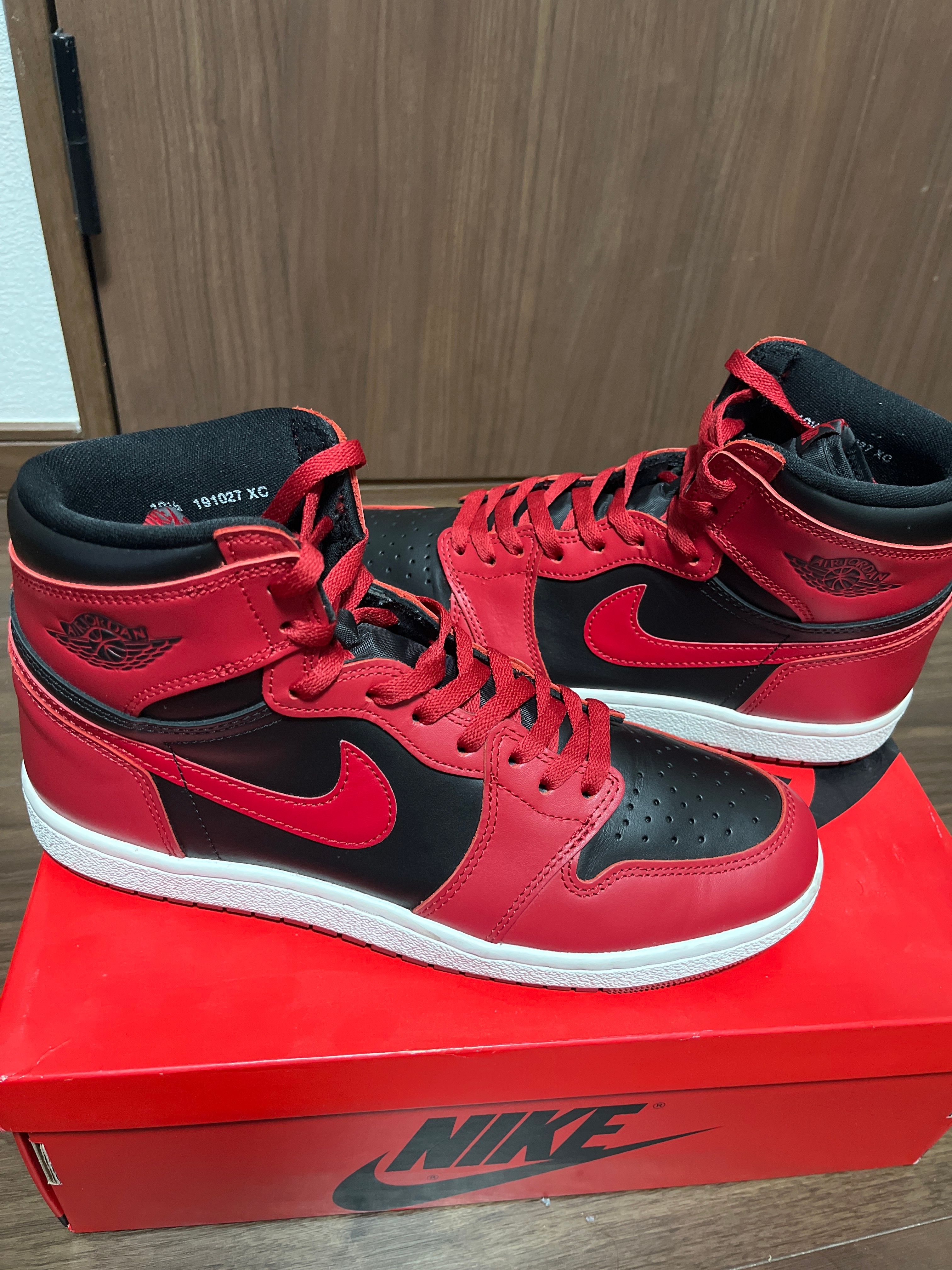 Nike Air Jordan 1 High ’85 "Varsity Red"