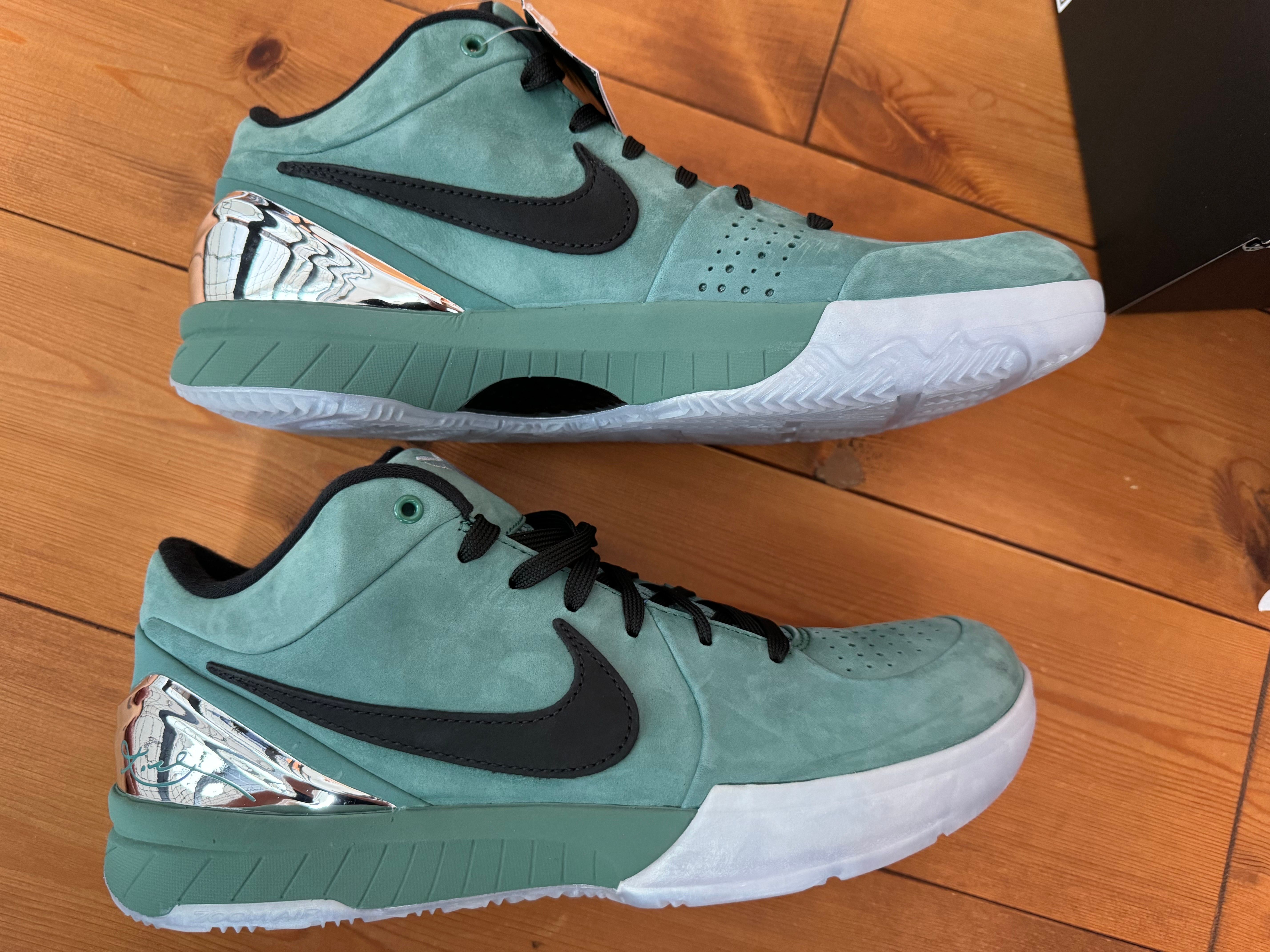 Nike Kobe 4 Protro "Girl Dad"