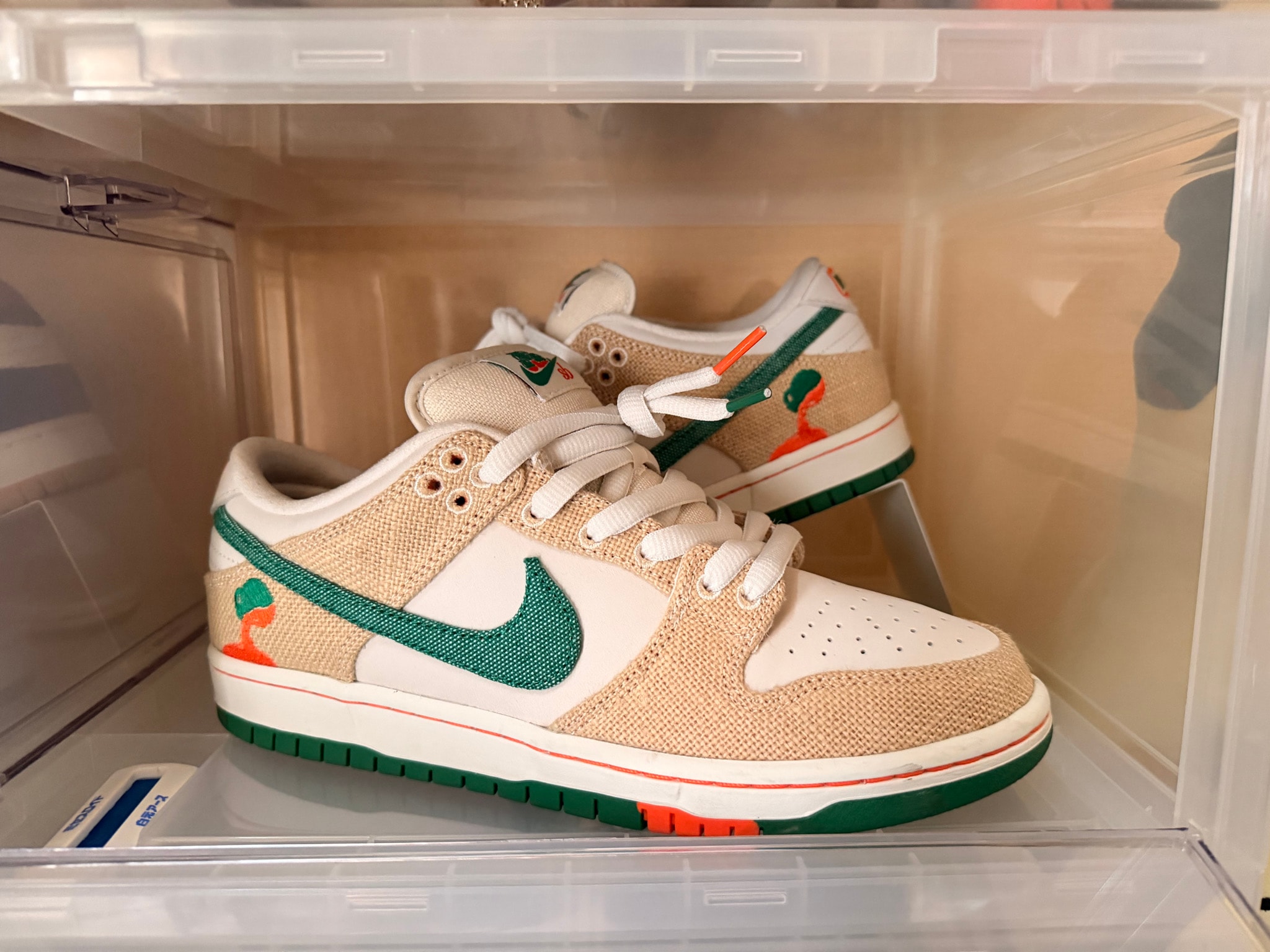 Jarritos × Nike SB Dunk Low "Phantom and Malachite"