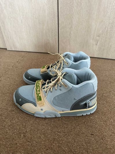 Travis Scott × Nike Air Trainer 1 SP "Grey Haze and Dusty Sage"