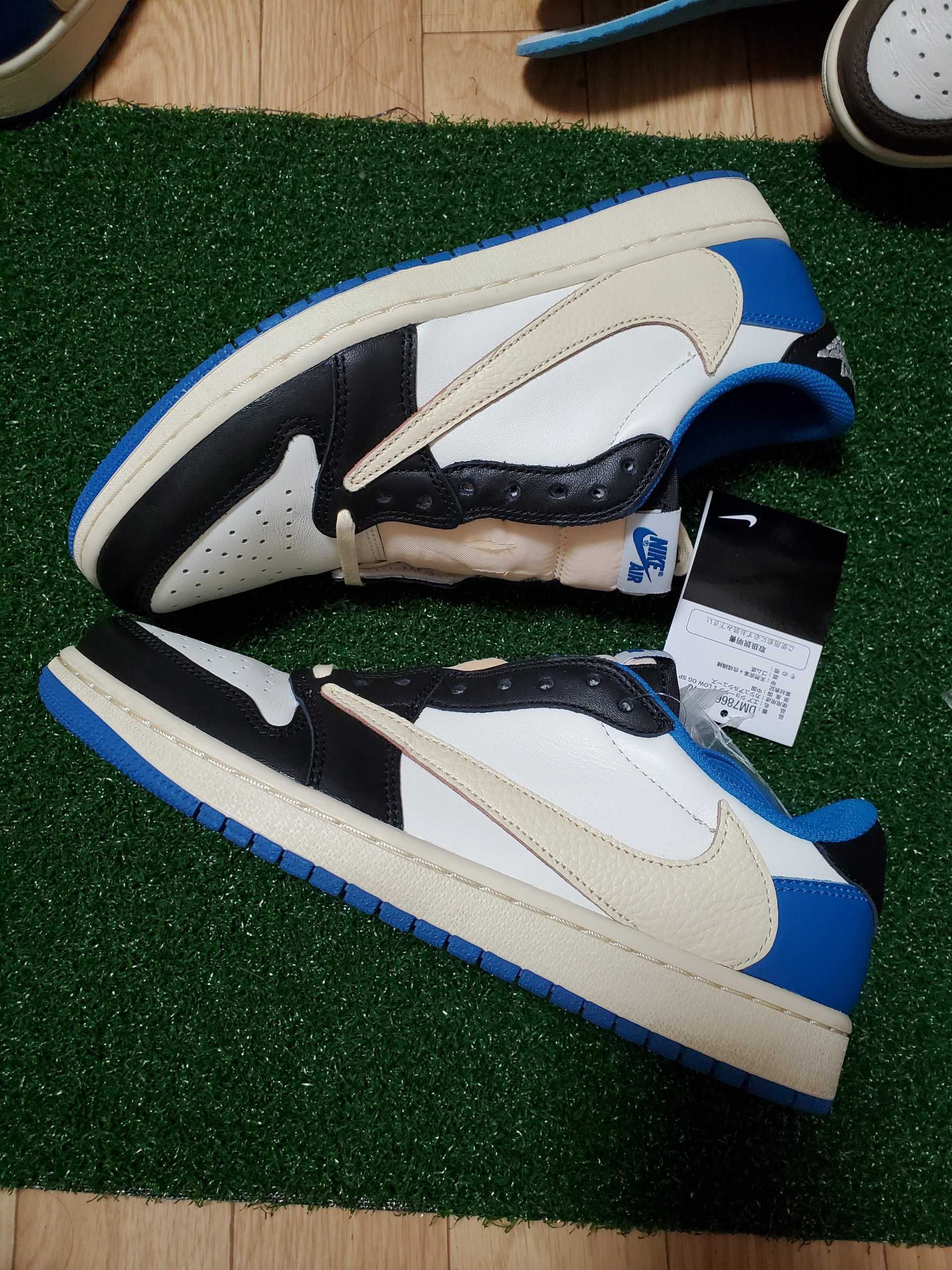 Travis Scott × fragment design × Nike Air Jordan 1 Low OG SP "Military Blue"
