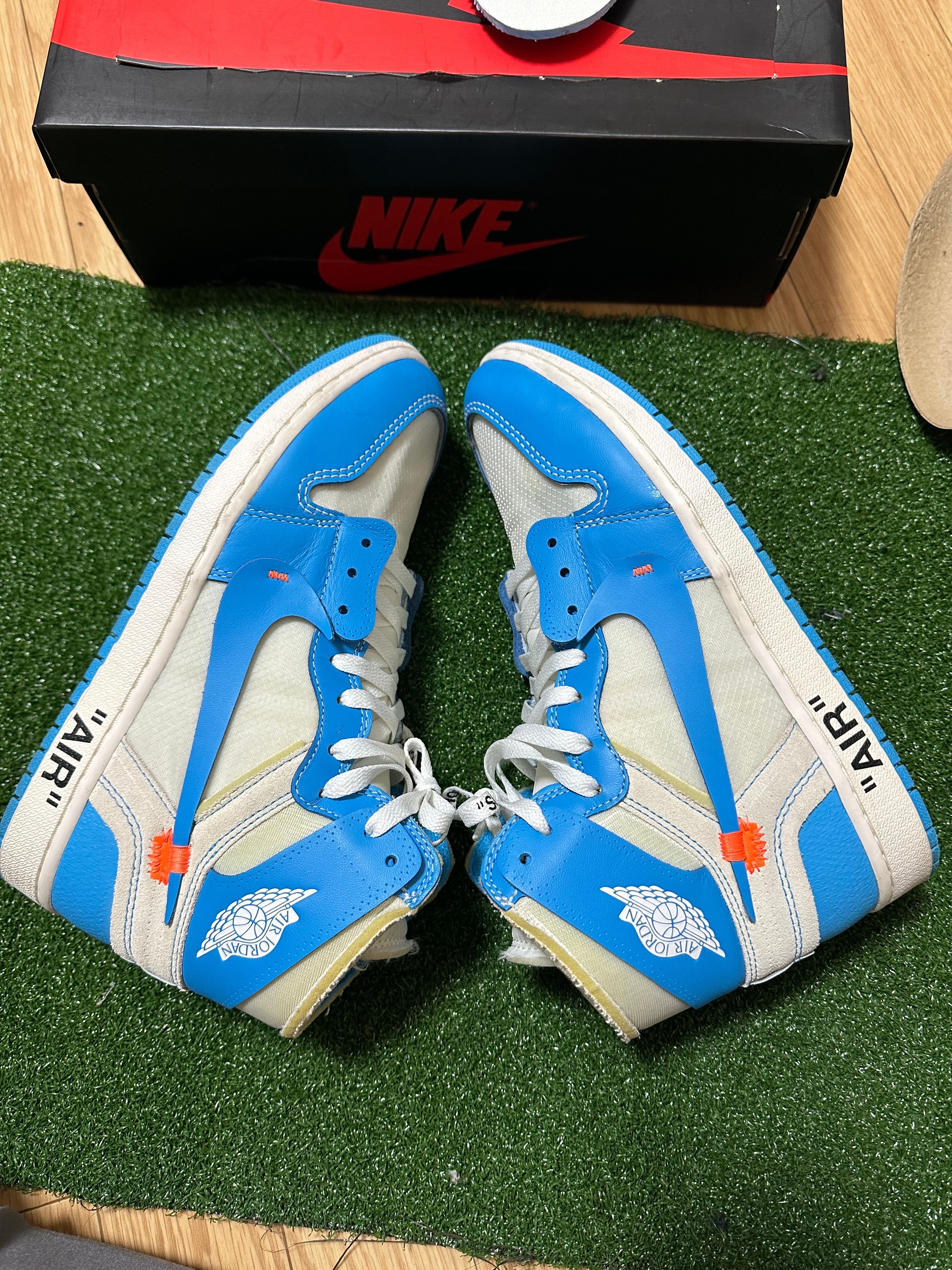 Off-White × Nike Air Jordan 1 High UNC "White/Dark Powder Blue"