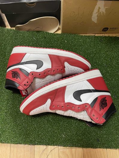 Nike Air Jordan 1 Retro High "Chicago" (2015)