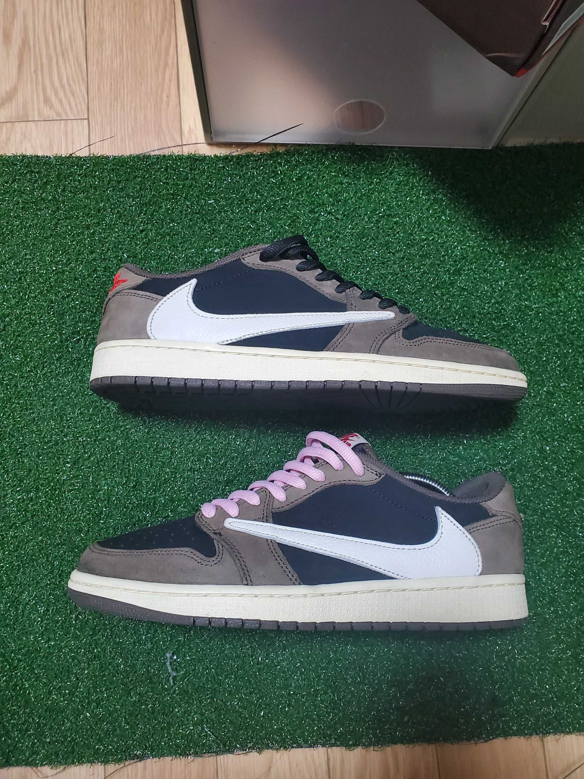 Travis Scott × Nike Air Jordan 1 Low OG SP-T  "Black/Dark Mocha"