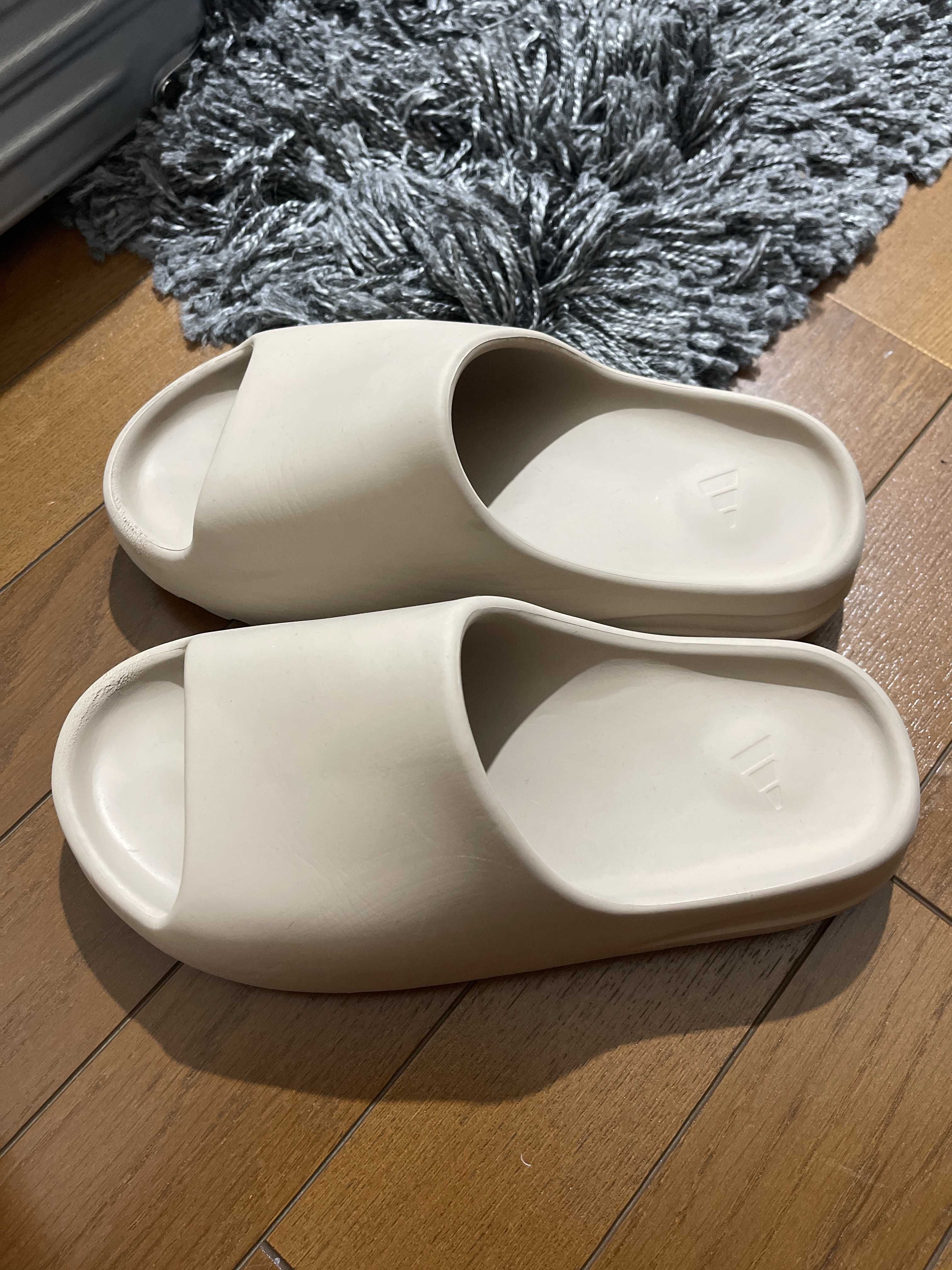 adidas YEEZY Slide "Pure" (GZ5554)