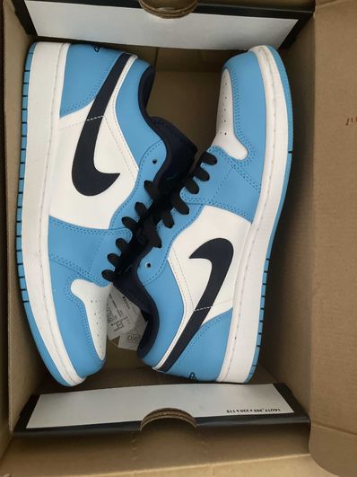 Nike Air Jordan 1 Low "University Blue"