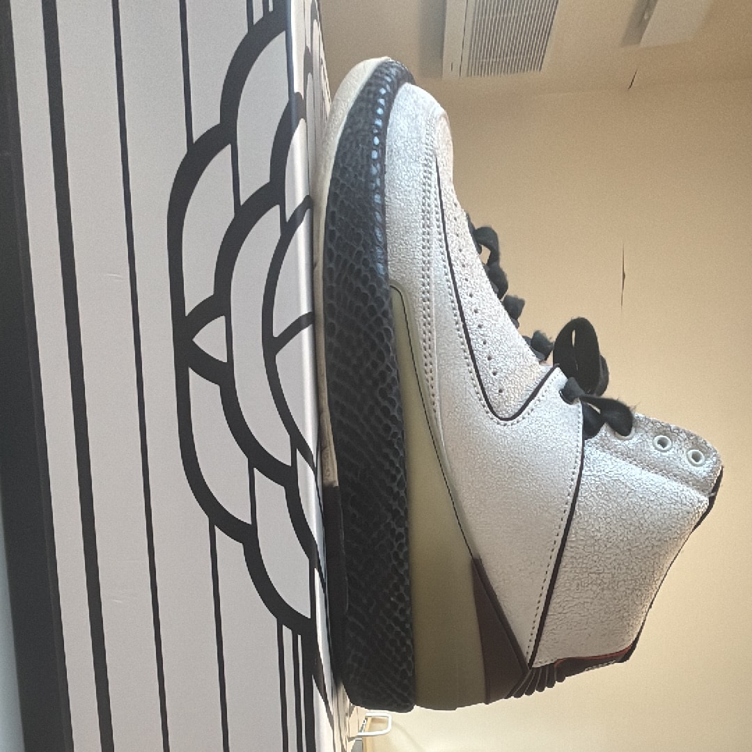 エアジョーダン2(AJ2) 人気の新作/中古通販【スニーカーダンク】