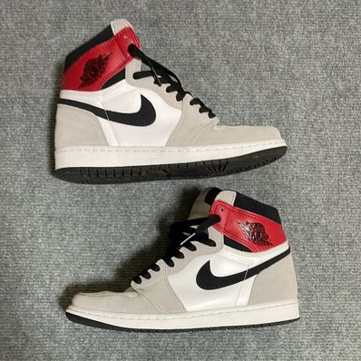 Nike Air Jordan 1 High OG "White/Black/Light Smoke Grey"