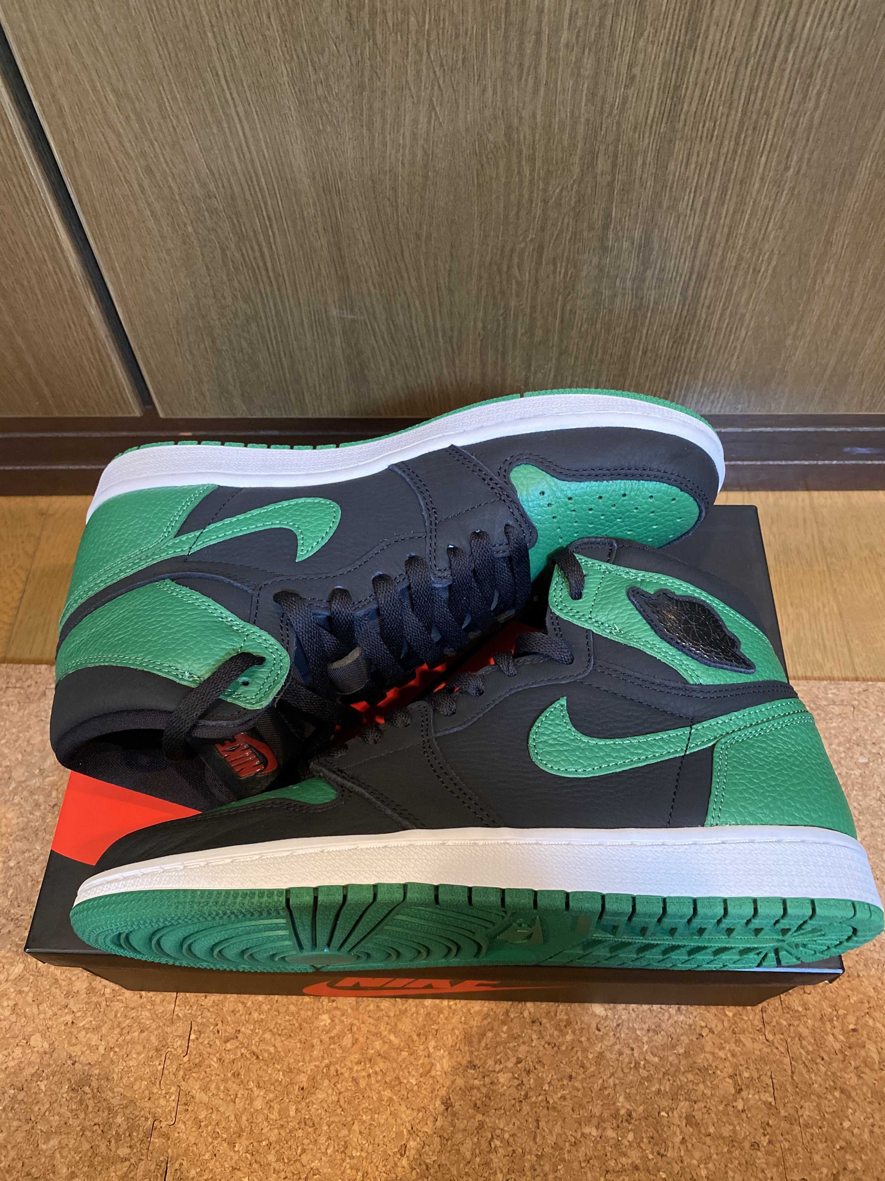 Nike Air Jordan 1 Retro High OG "Black/Pine Green" (2020)      
