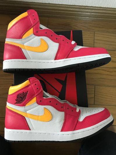 Nike Air Jordan 1 High OG "Light Fusion Red"