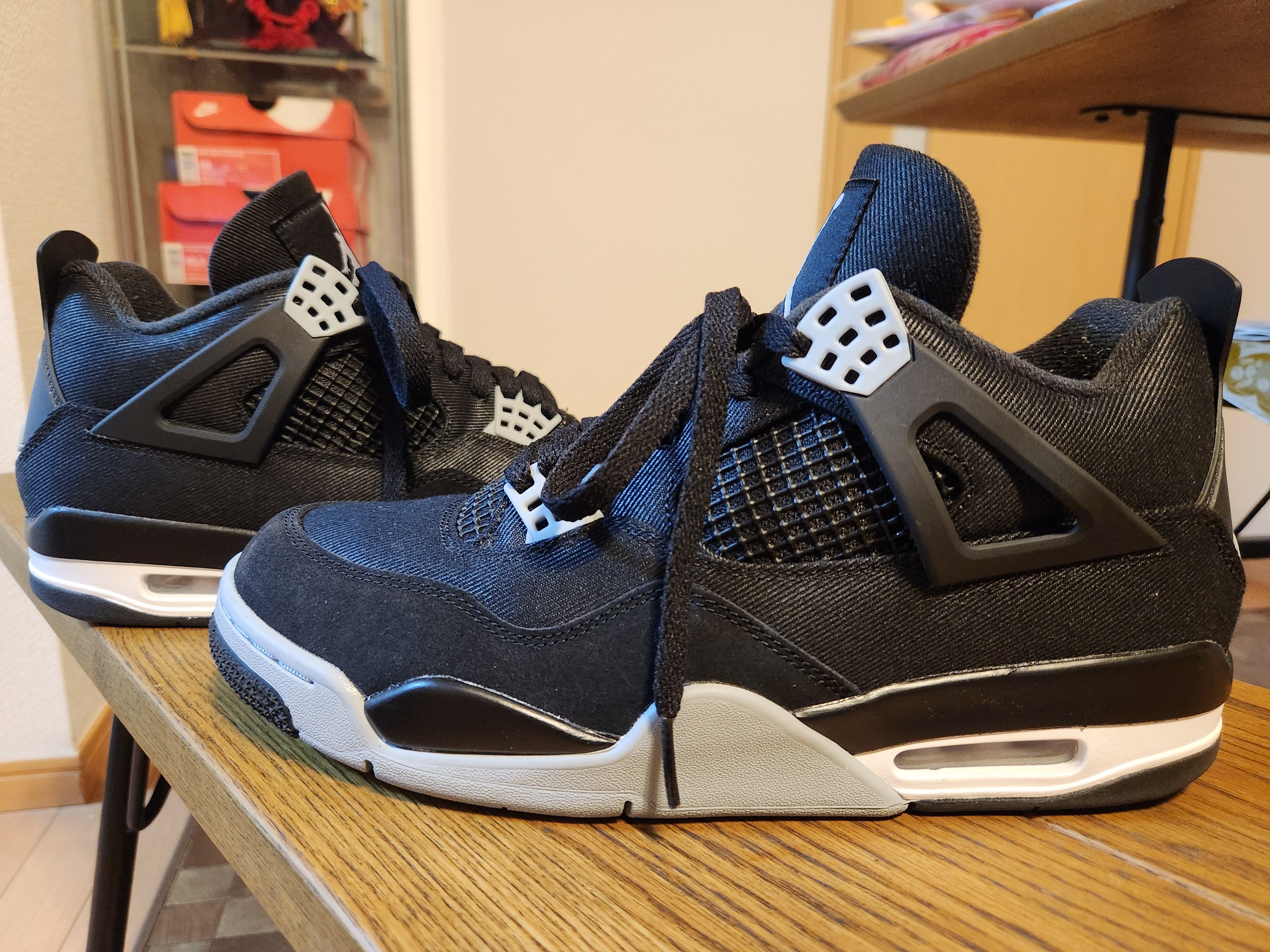 Nike Air Jordan 4 SE "Black and Light Steel"