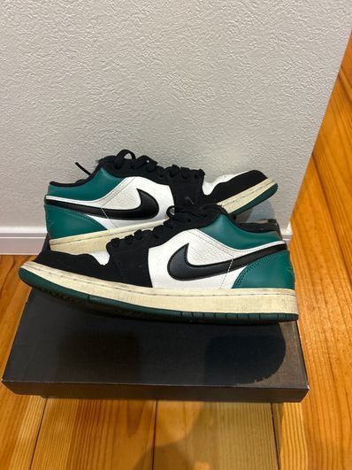 Nike Air Jordan 1 Low "White Black Mystic Green"