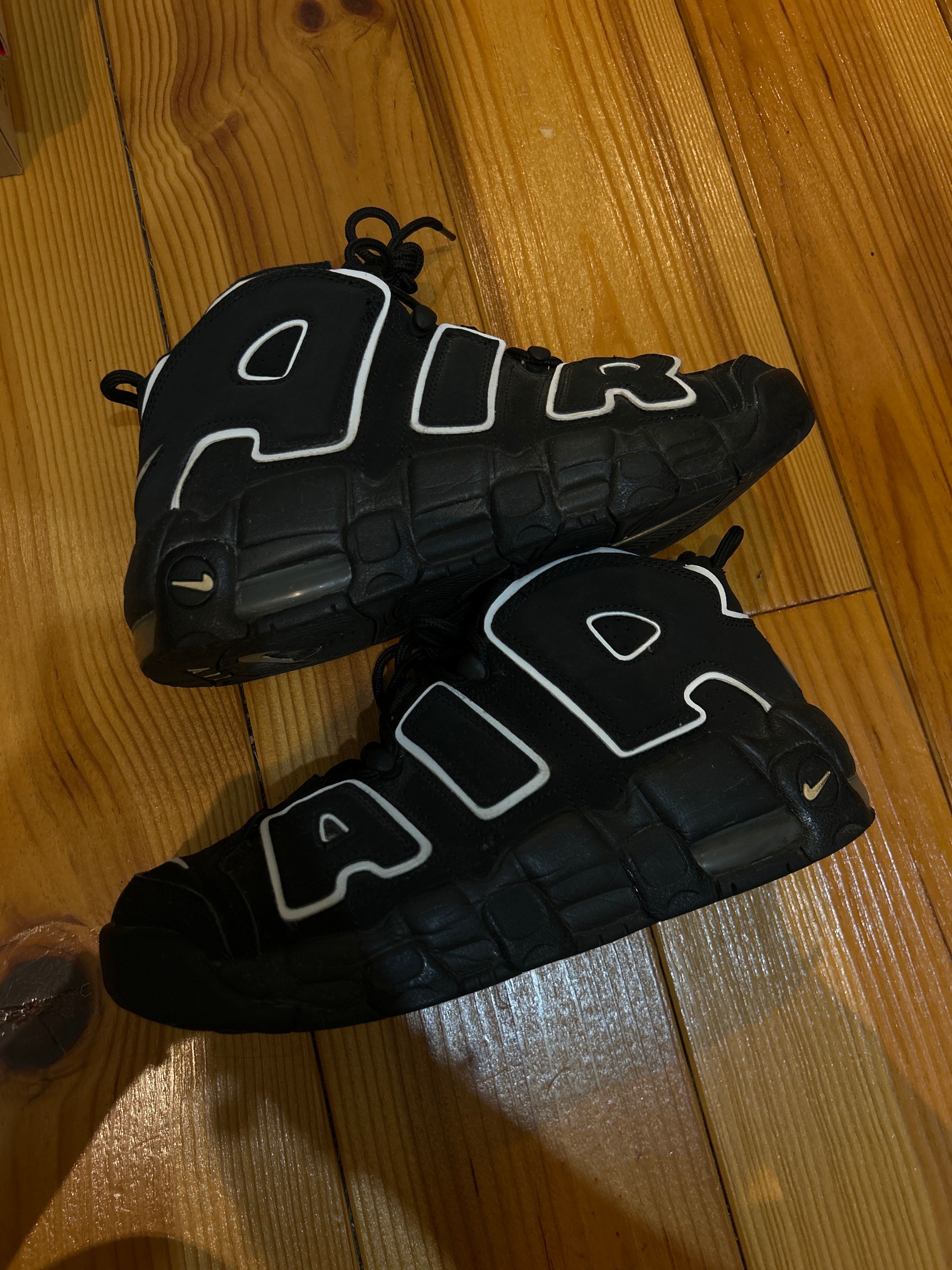 NIKE AIR MORE UPTEMPO GS "BLACK/WHITE"(2020)