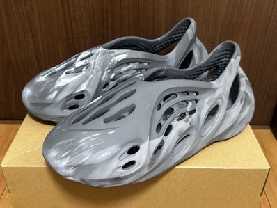 adidas YEEZY Foam Runner "MX Granite"