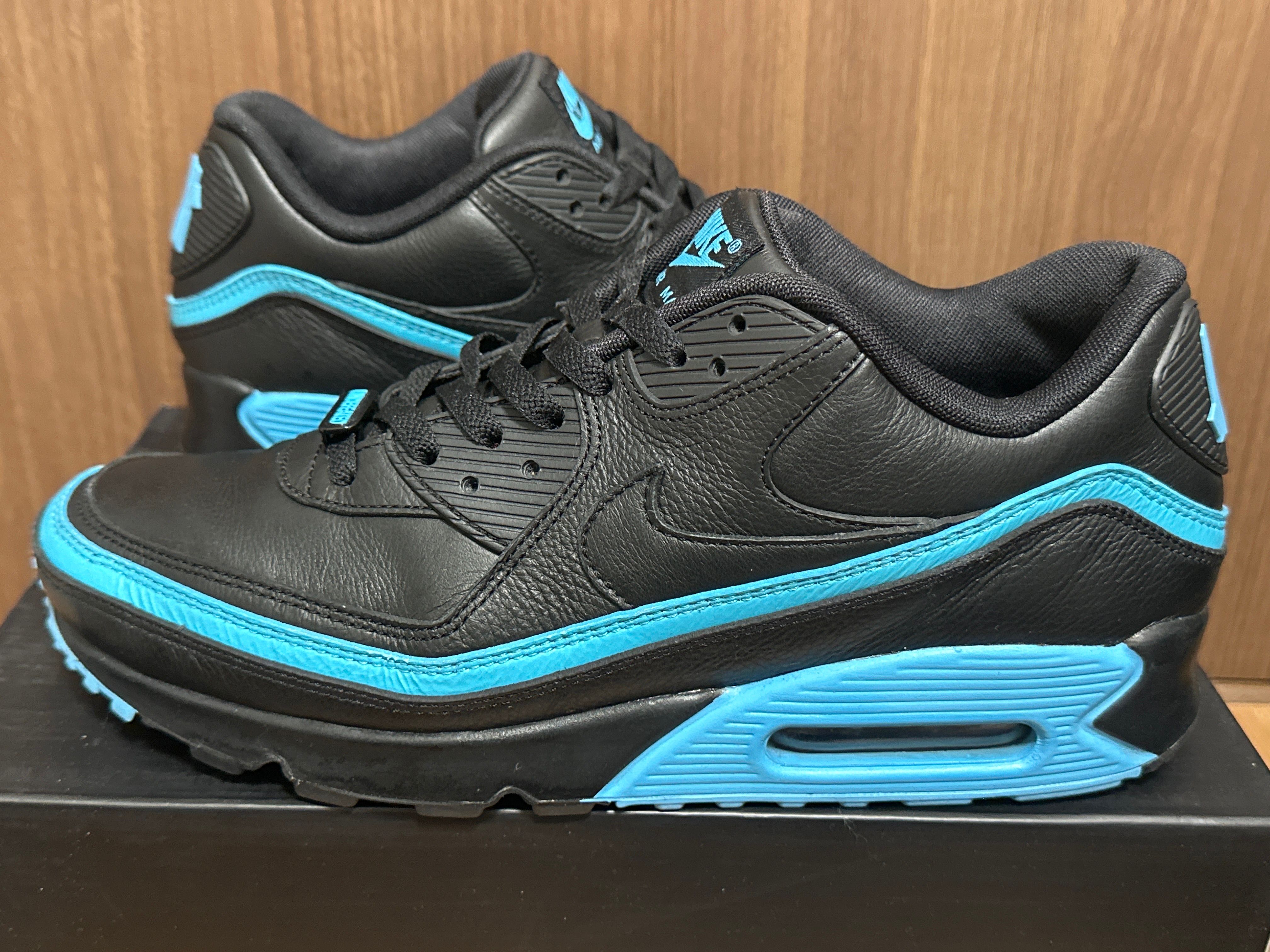 UNDEFEATED × Nike Air Max 90 "Black/Blue"