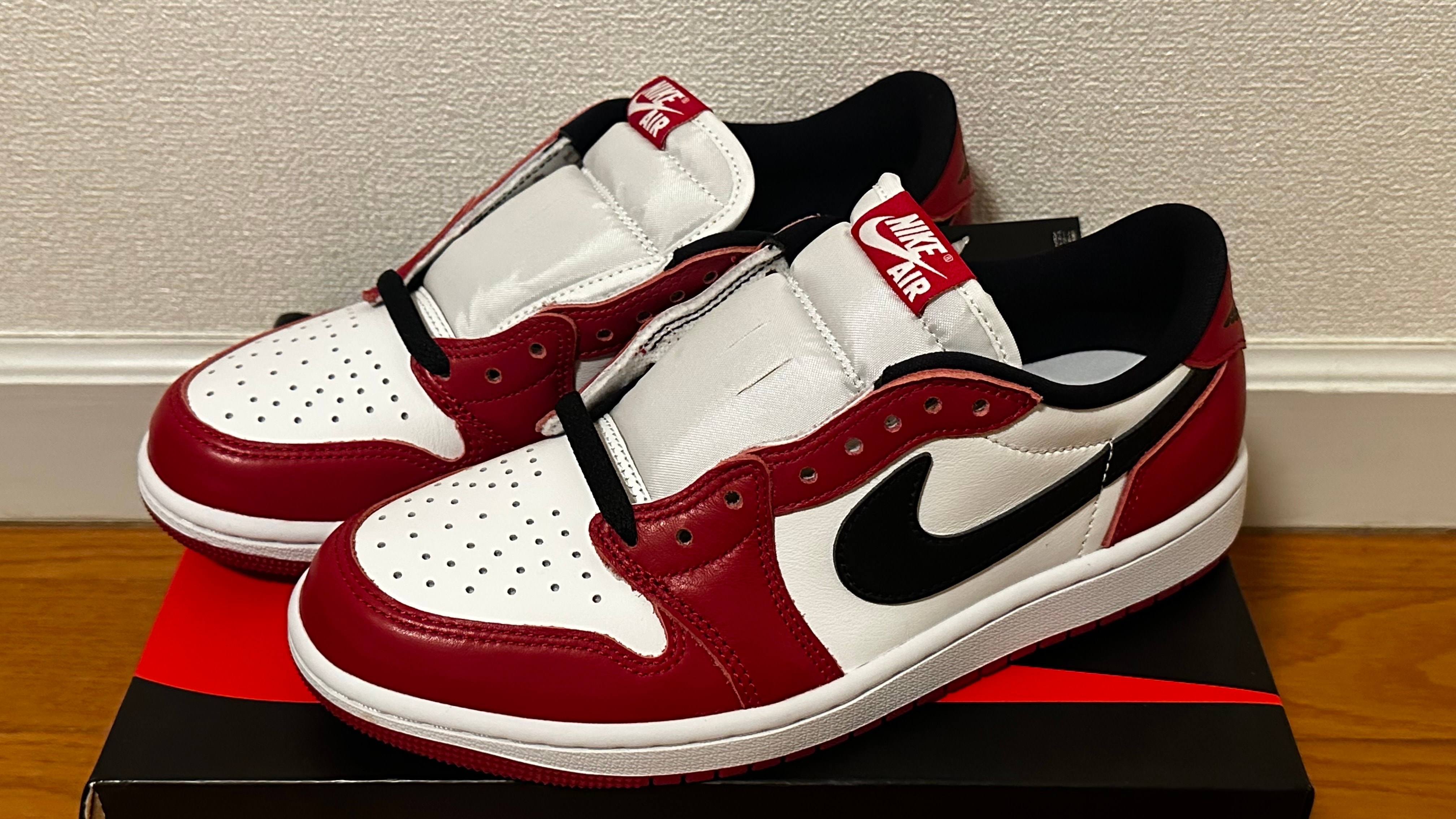 ナイキ エアジョーダン1 レトロ ロー OG "シカゴ" (2025)