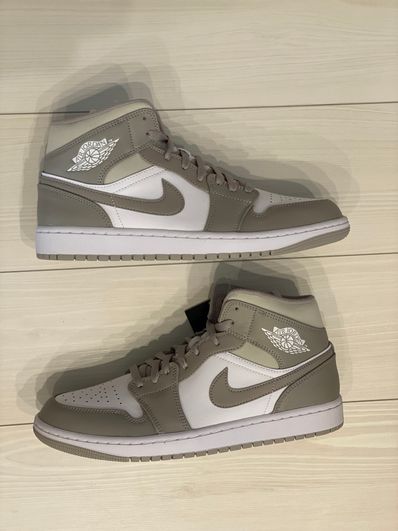 Nike Air Jordan 1 Mid "Linen"