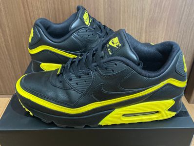 UNDEFEATED × Nike Air Max 90 "Black/Yellow"