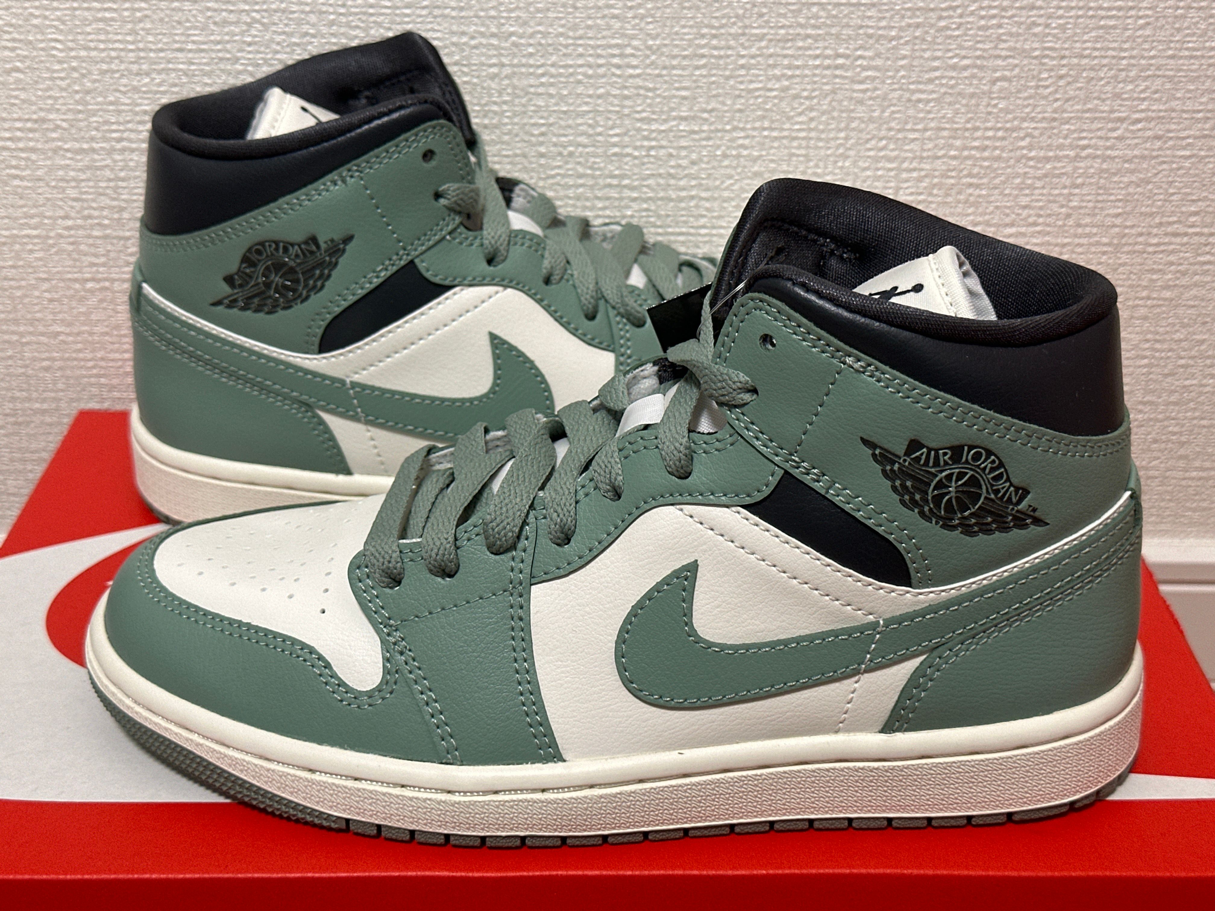 Nike Women's Air Jordan 1 Mid "Jade Smoke"