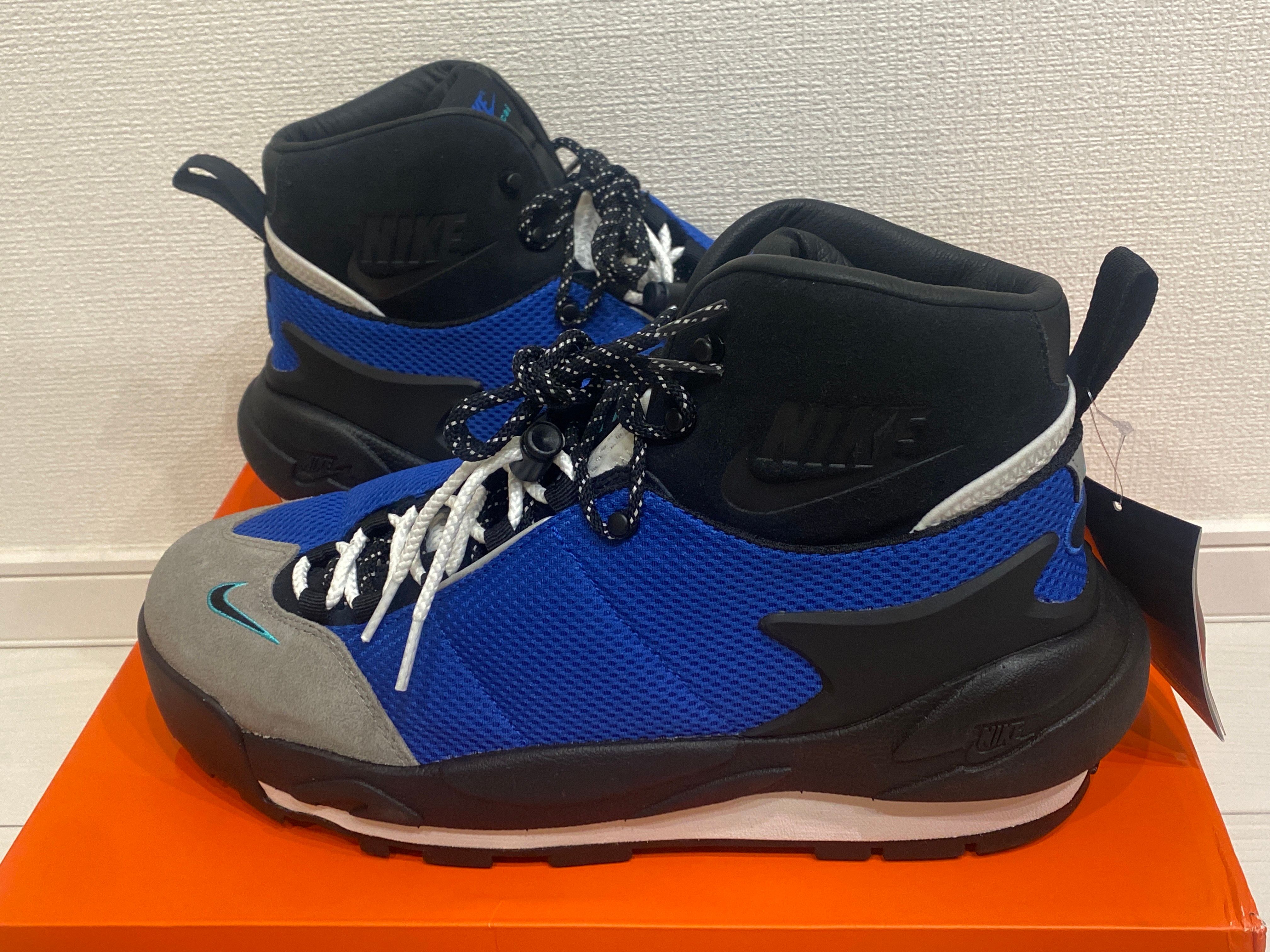 sacai × Nike Magmascape "Varsity Royal"