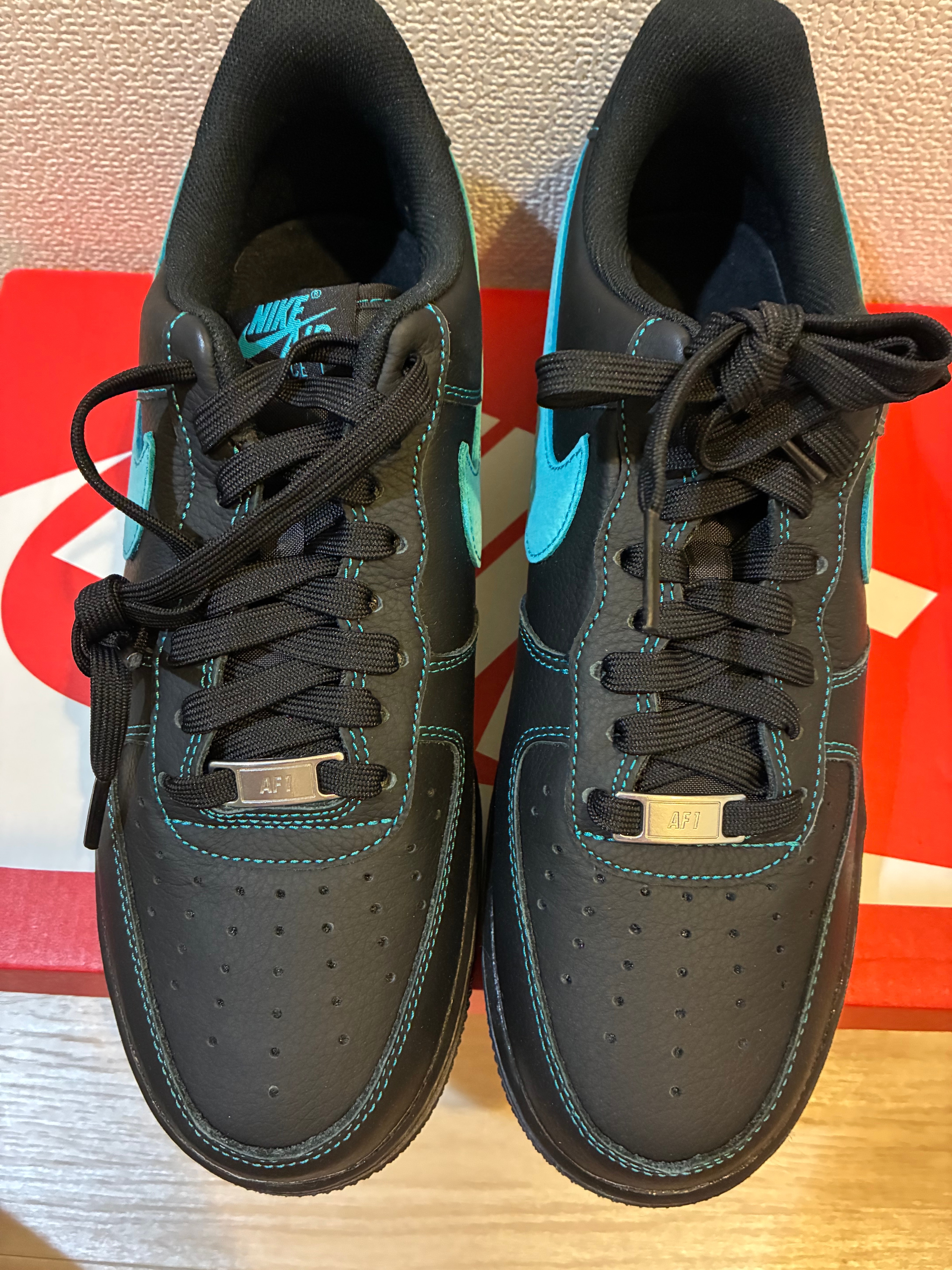 Nike Air Force 1 Low "Black Tiffany"