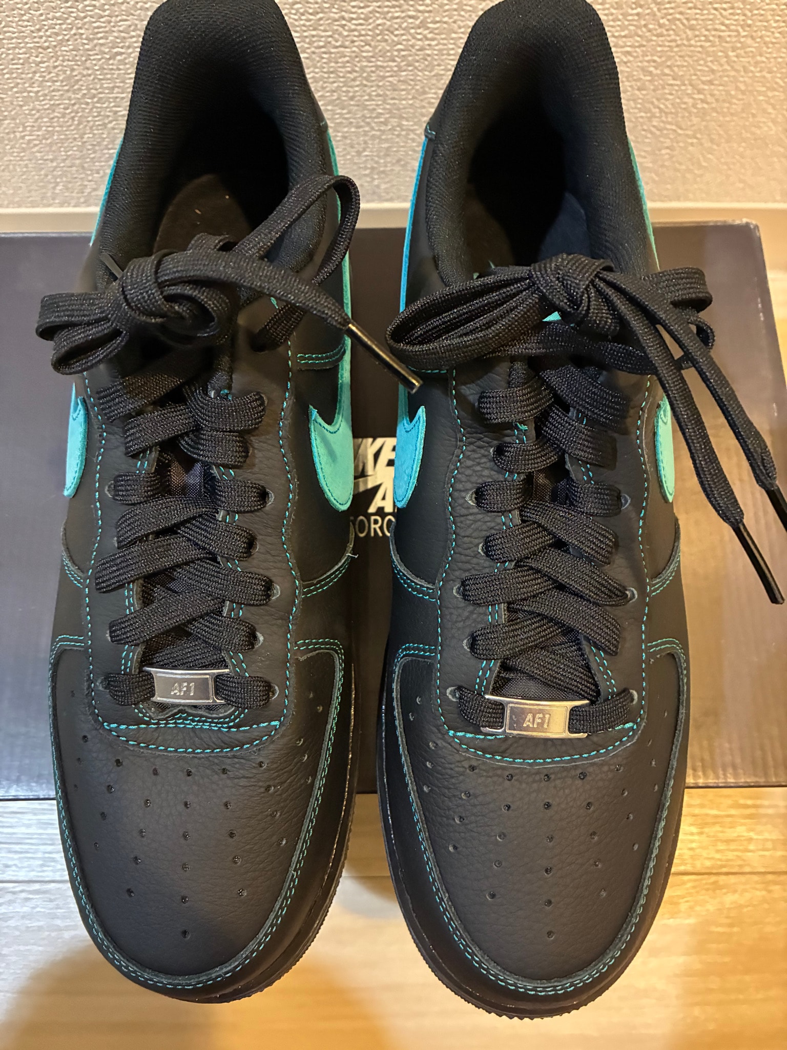 Nike Air Force 1 Low "Black Tiffany"