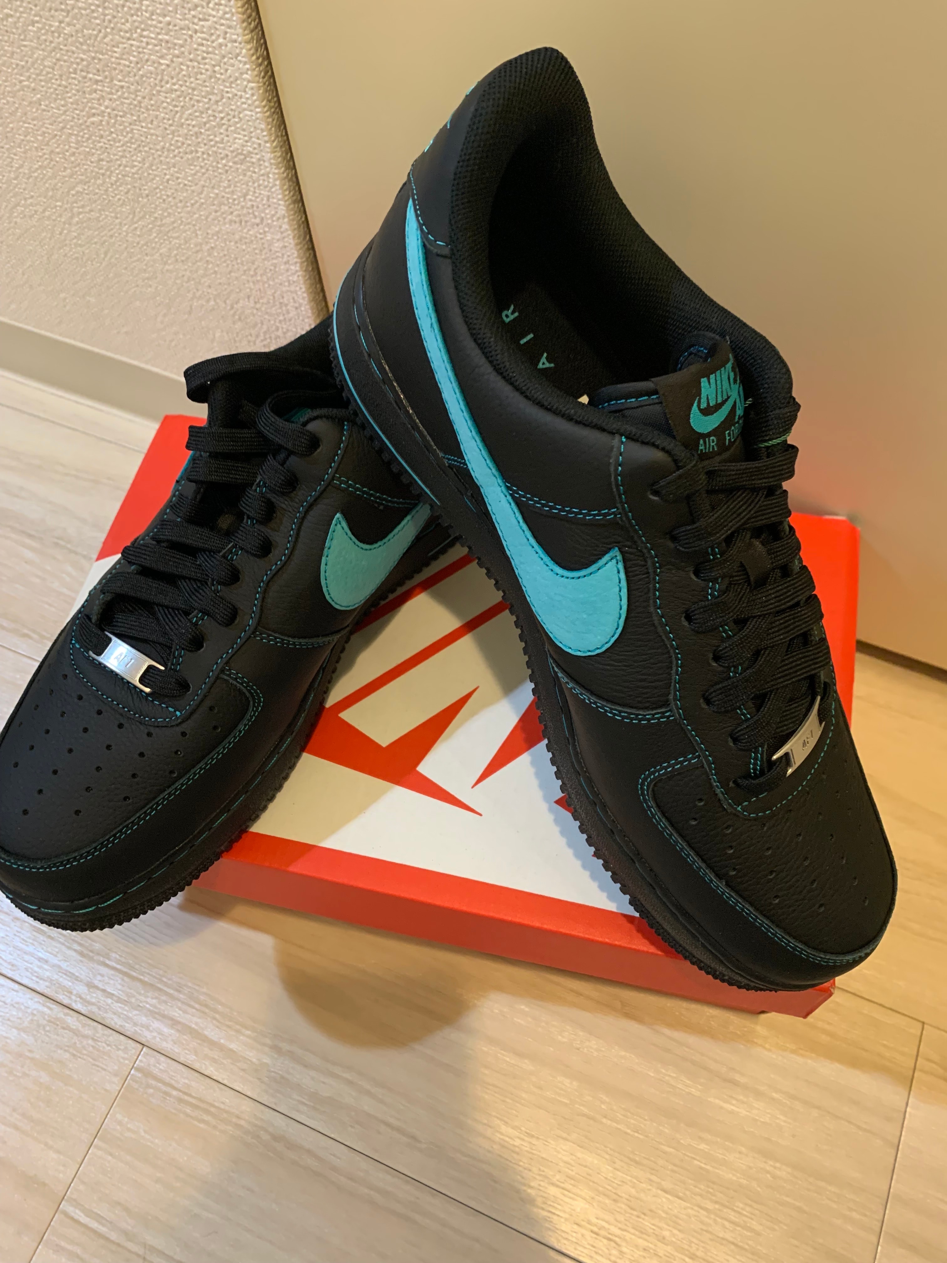 Nike Air Force 1 Low "Black Tiffany"