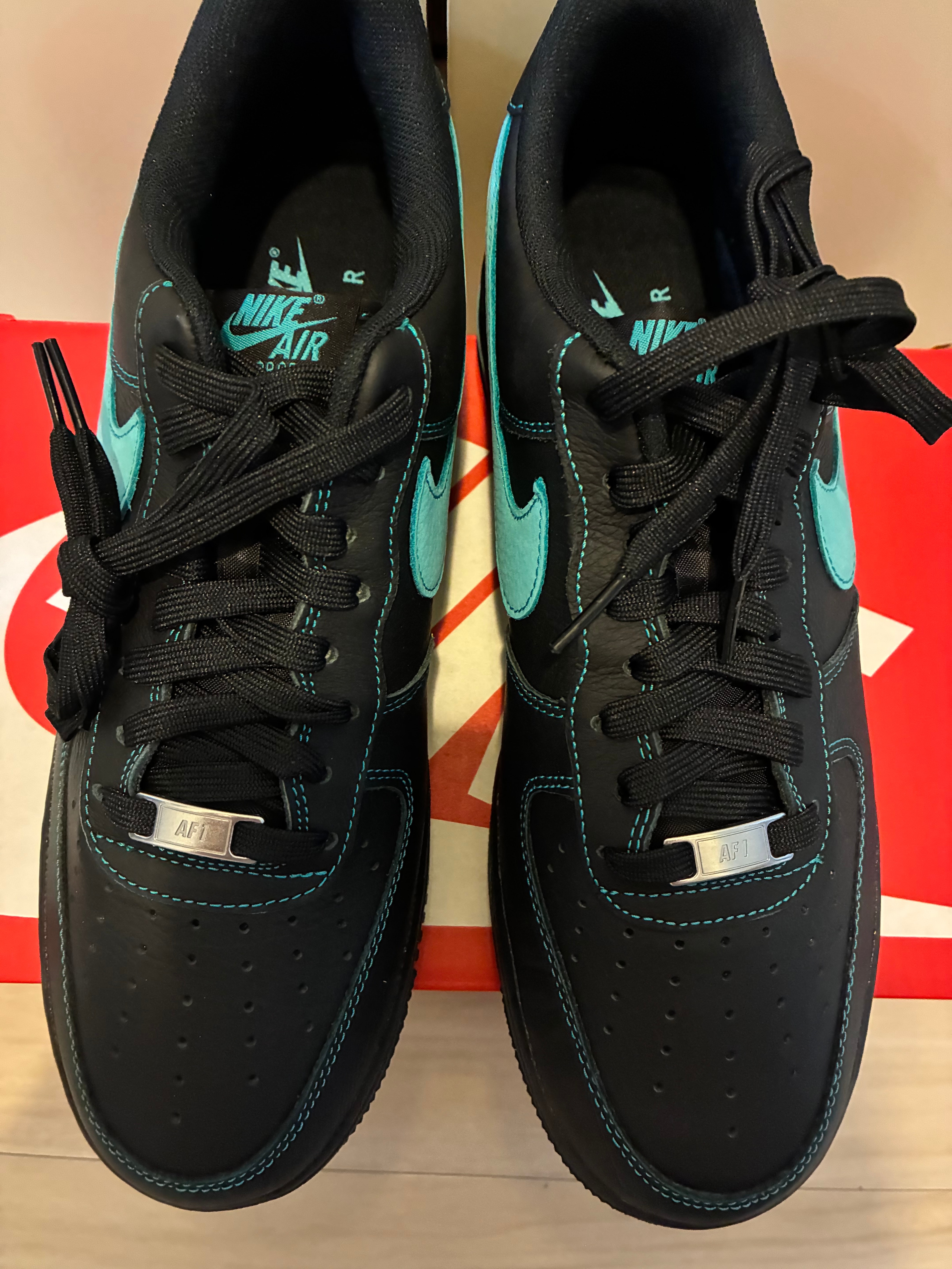 Nike Air Force 1 Low "Black Tiffany"