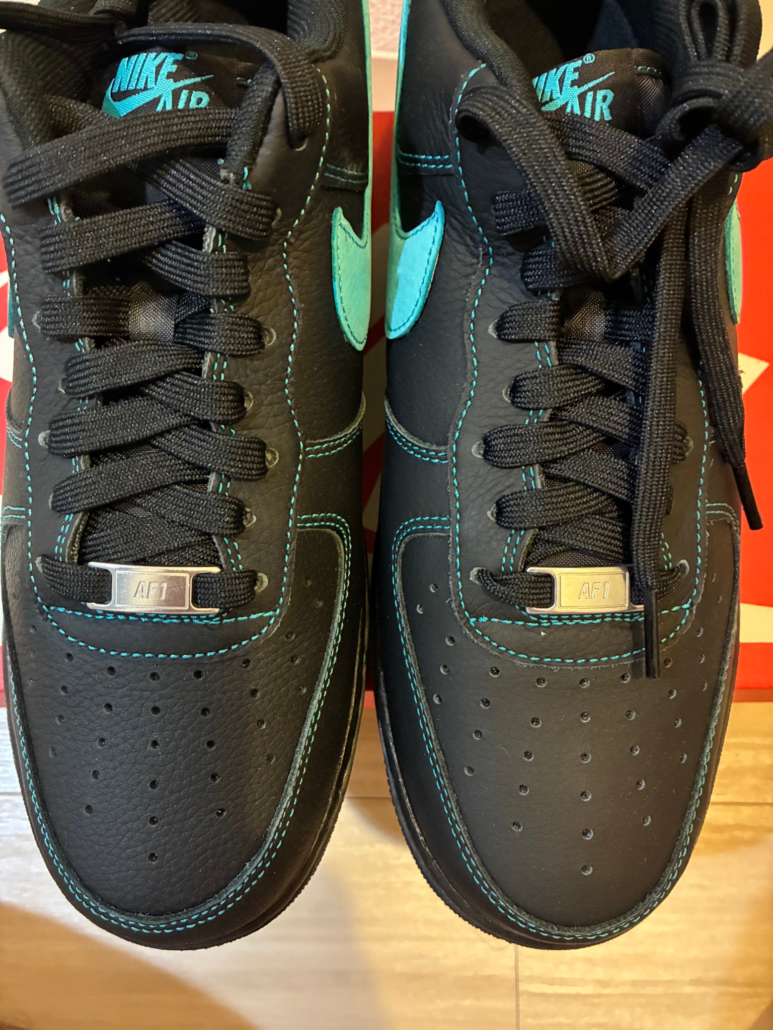 Nike Air Force 1 Low "Black Tiffany"
