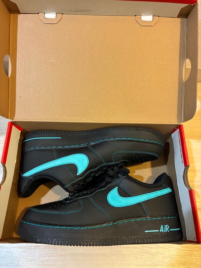 Nike Air Force 1 Low "Black Tiffany"