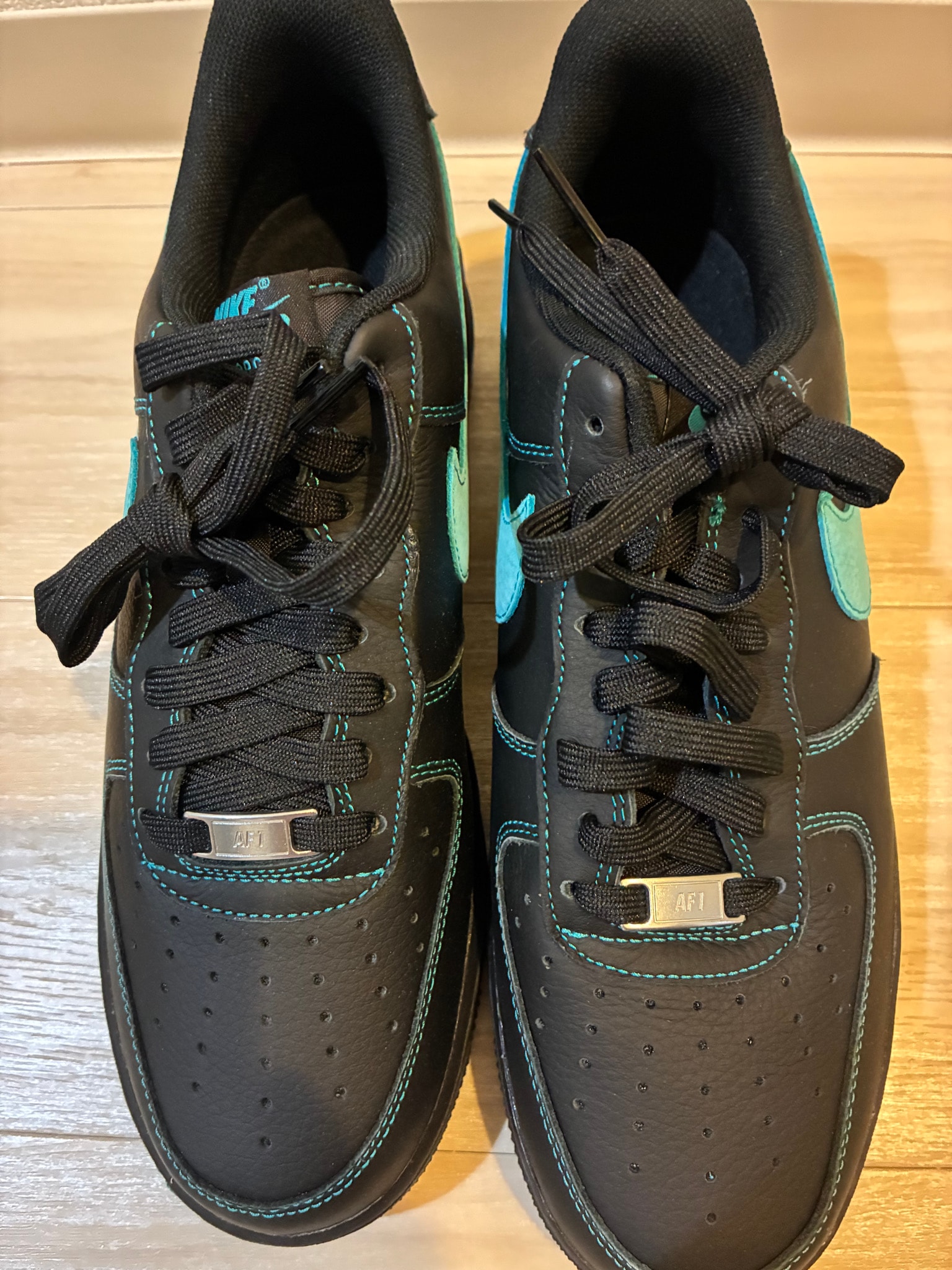Nike Air Force 1 Low "Black Tiffany"