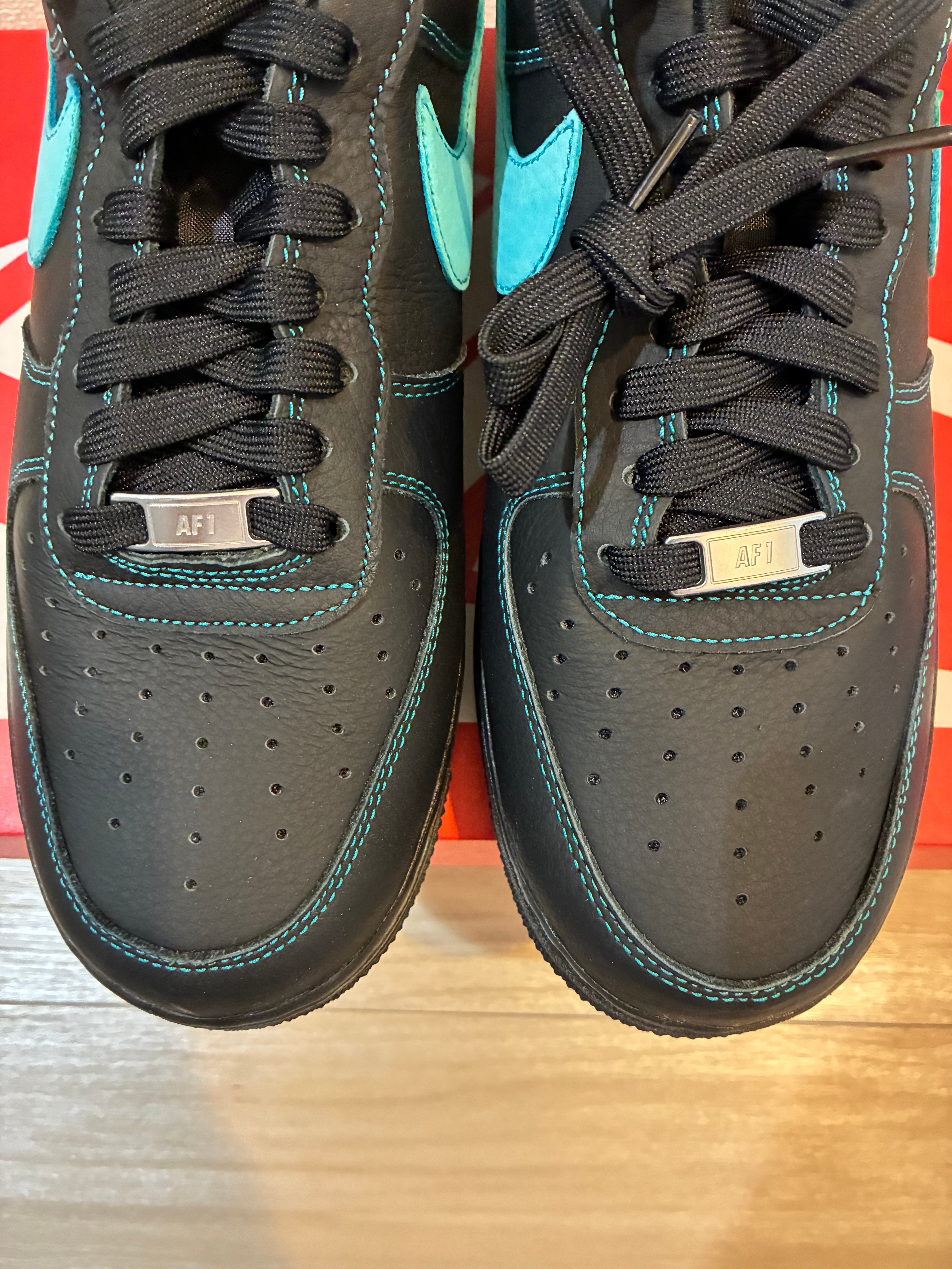 Nike Air Force 1 Low "Black Tiffany"