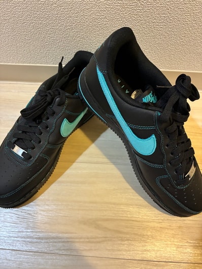 Nike Air Force 1 Low "Black Tiffany"