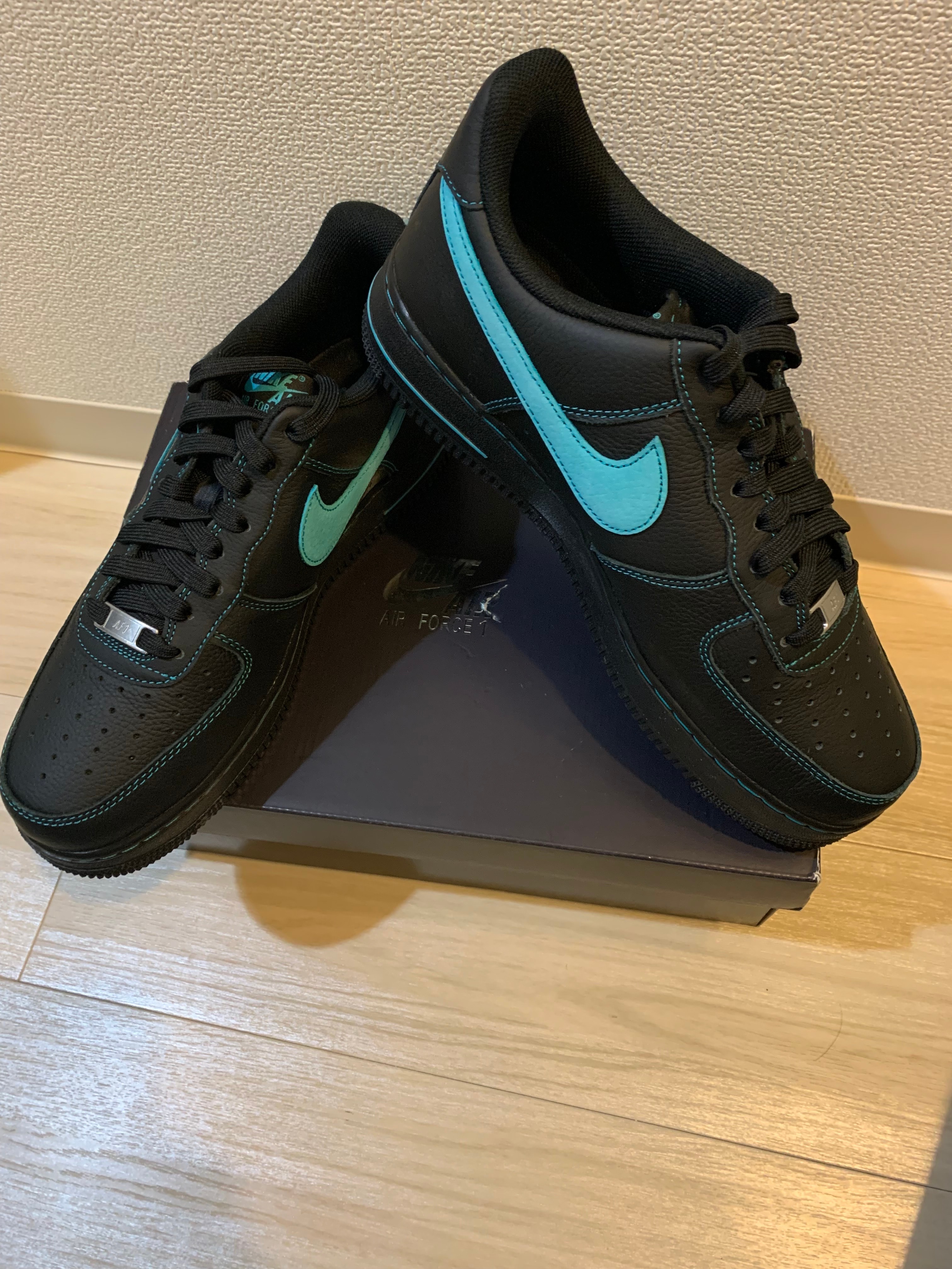 Nike Air Force 1 Low "Black Tiffany"