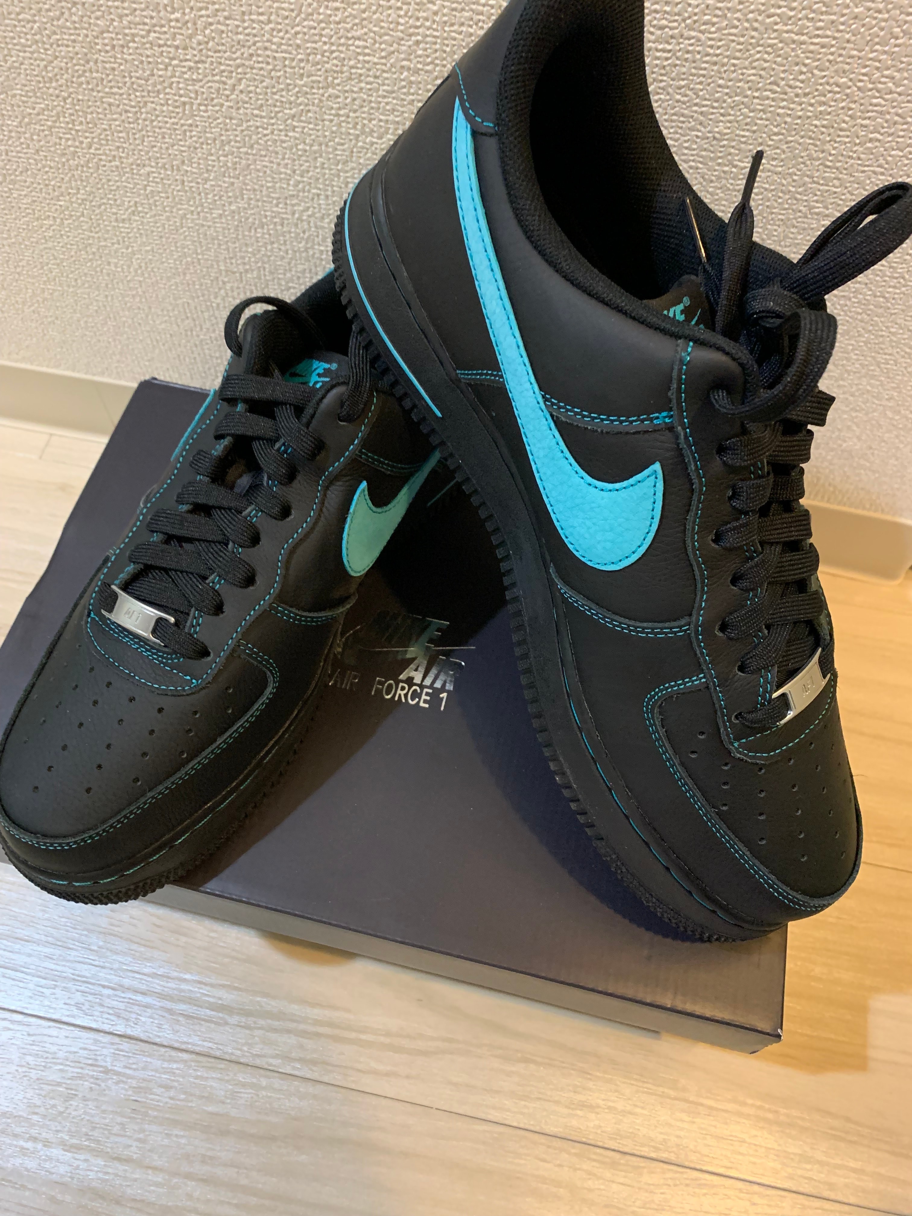 Nike Air Force 1 Low "Black Tiffany"