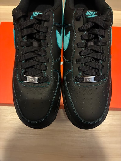 Nike Air Force 1 Low "Black Tiffany"