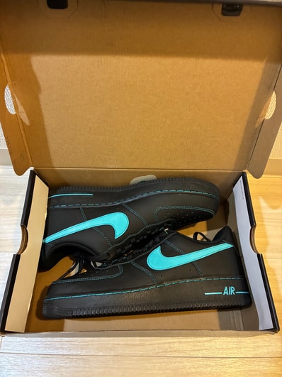 Nike Air Force 1 Low "Black Tiffany"