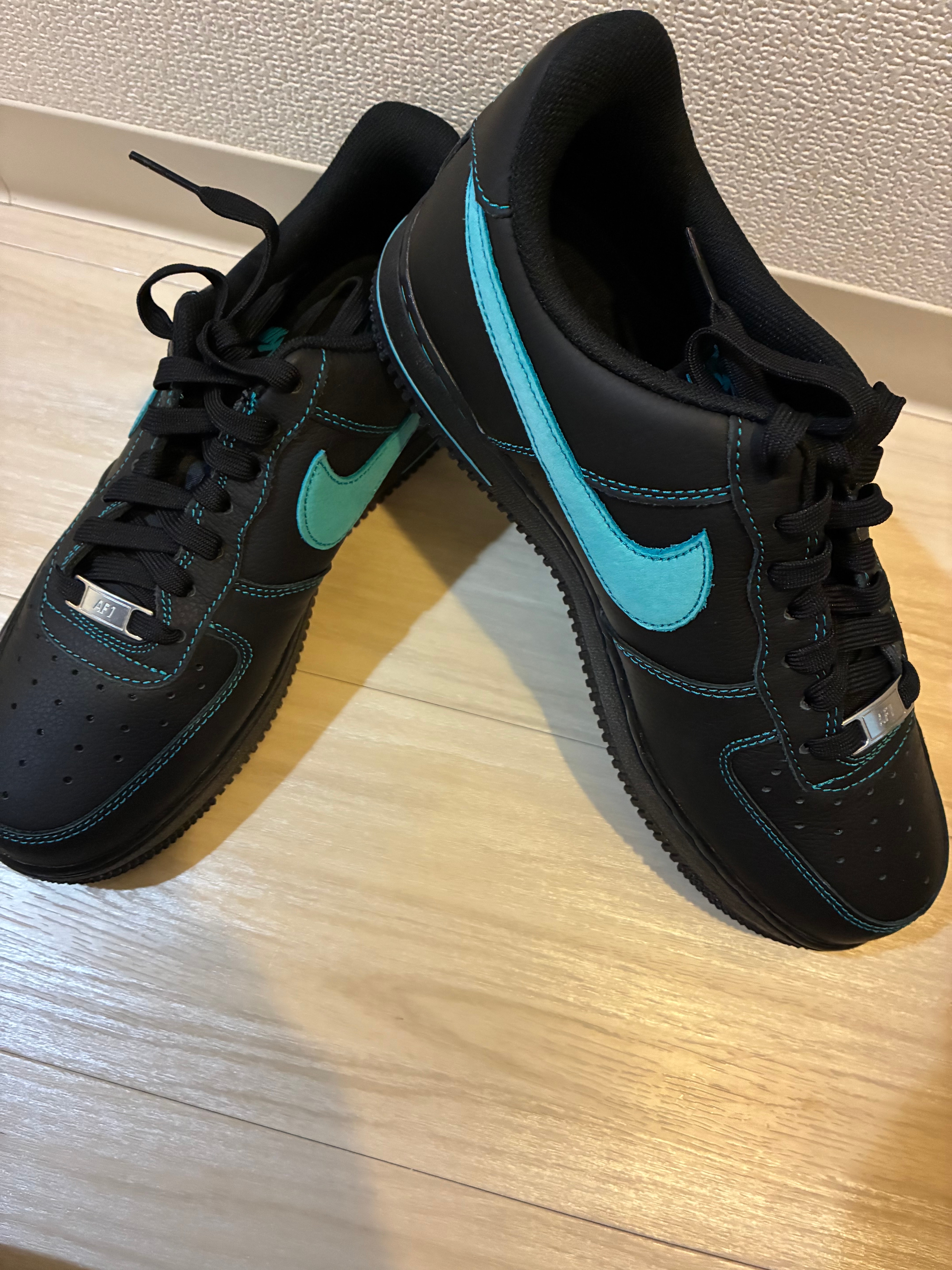 Nike Air Force 1 Low "Black Tiffany"